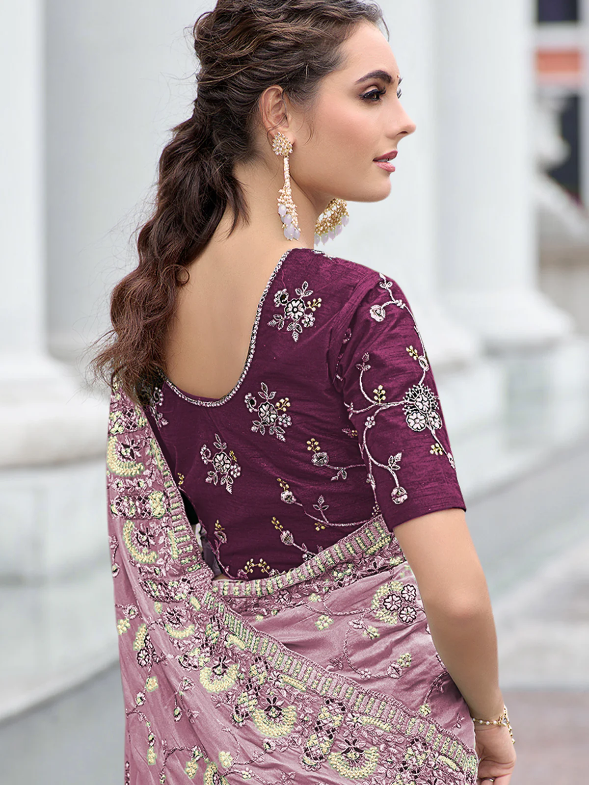 Odette Women Lilac Fancy Embroidered Saree With Unstitched Blouse - Image 3
