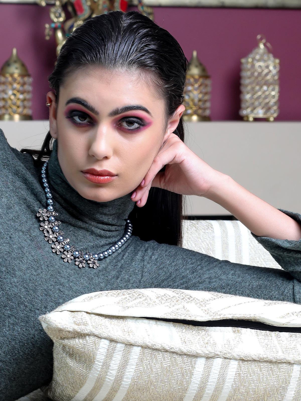 Odette Women Grey Metal Necklace