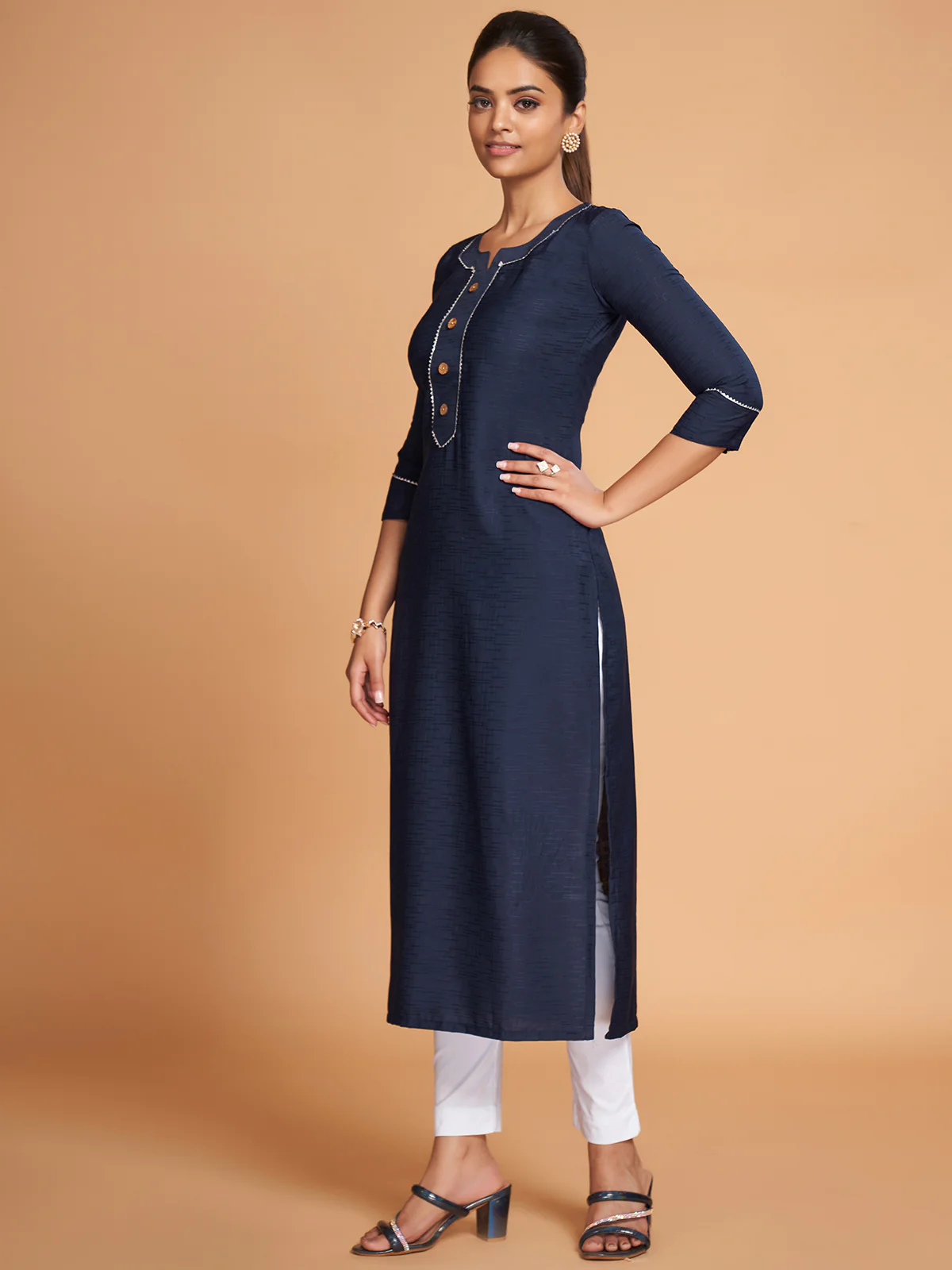 Odette Women Navy Blue Silk Blend Straight Cut Stitched Kurta - Image 2