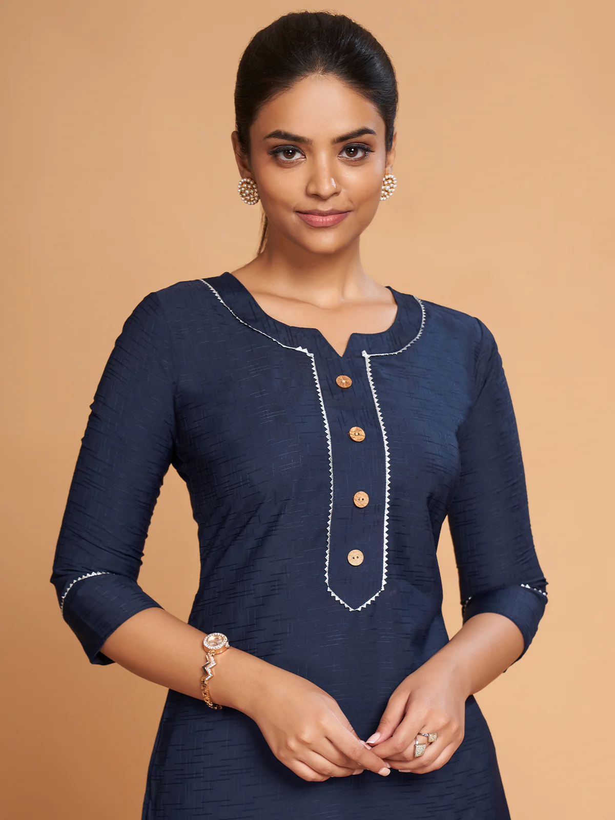 Odette Women Navy Blue Silk Blend Straight Cut Stitched Kurta - Image 3