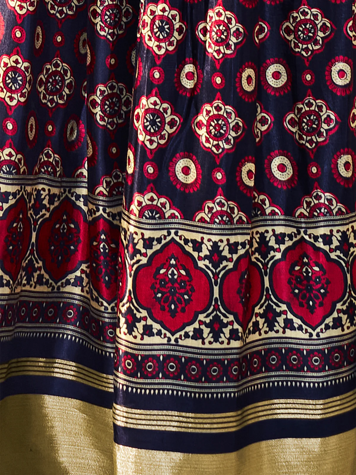 Odette Women Navy Blue  Silk Printed Semi Stitched Lehenga With Unstitched Blouse - Image 7