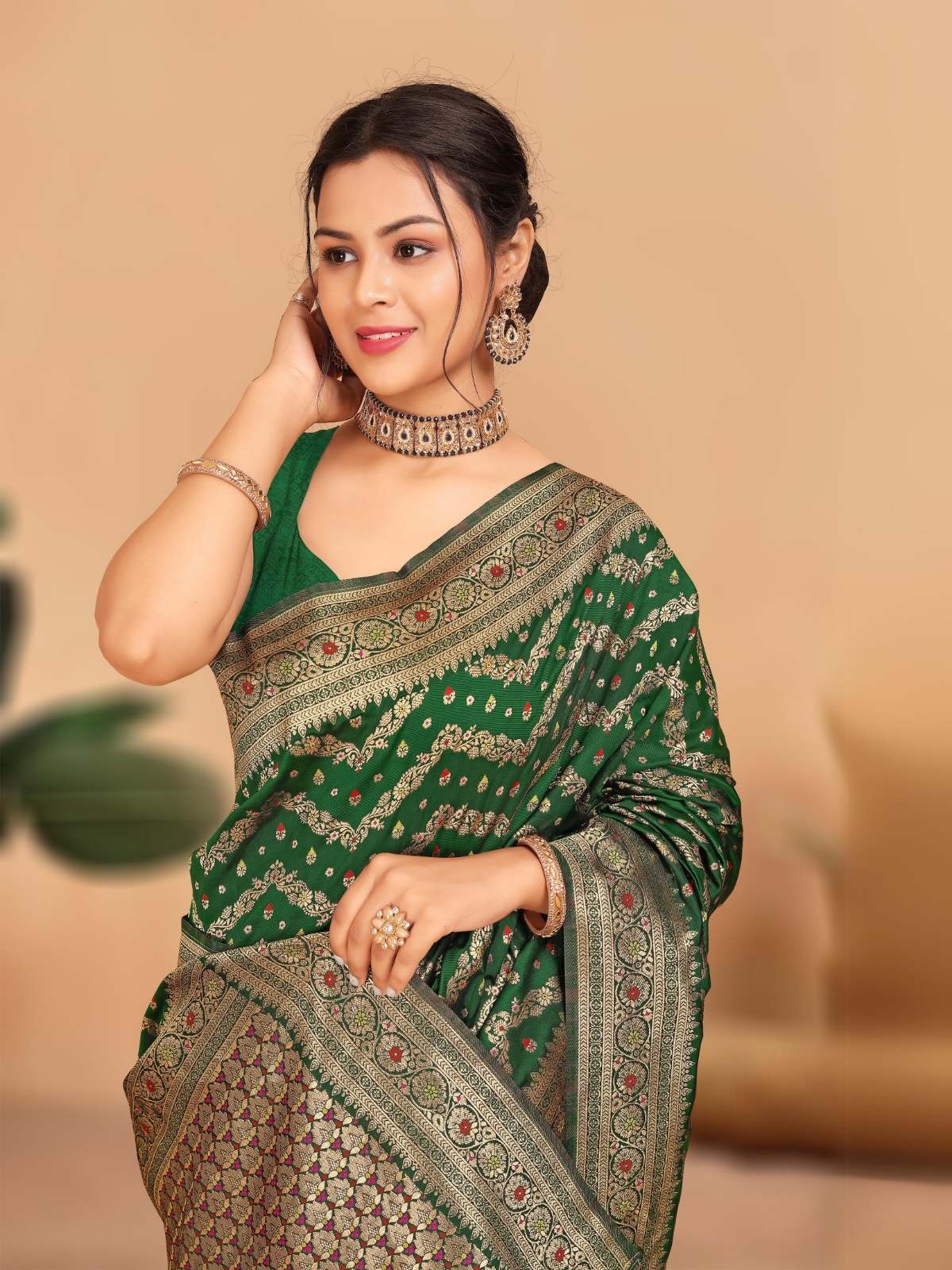 Odette Green Woven Banasari Silk Saree With Unstitched Blouse for Women - Image 5