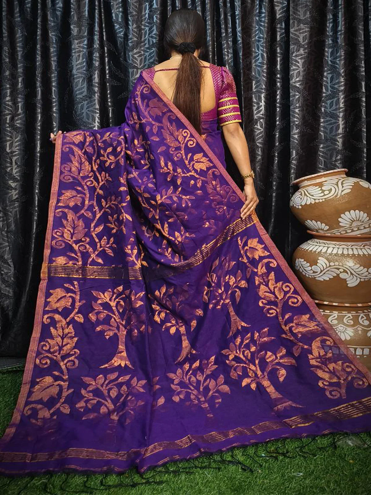 Odette Purple Cotton Saree With Unstitched Blouse For Women - Image 3