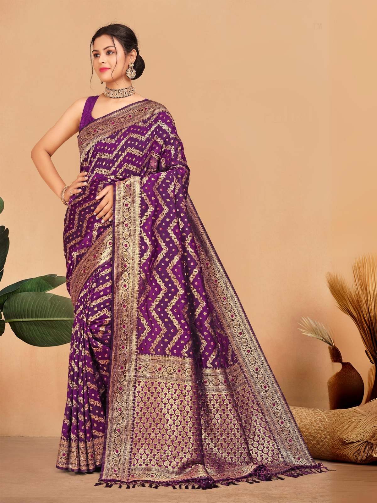 Odette Purple Woven Banasari Silk Saree with Unstitched Blouse for Women