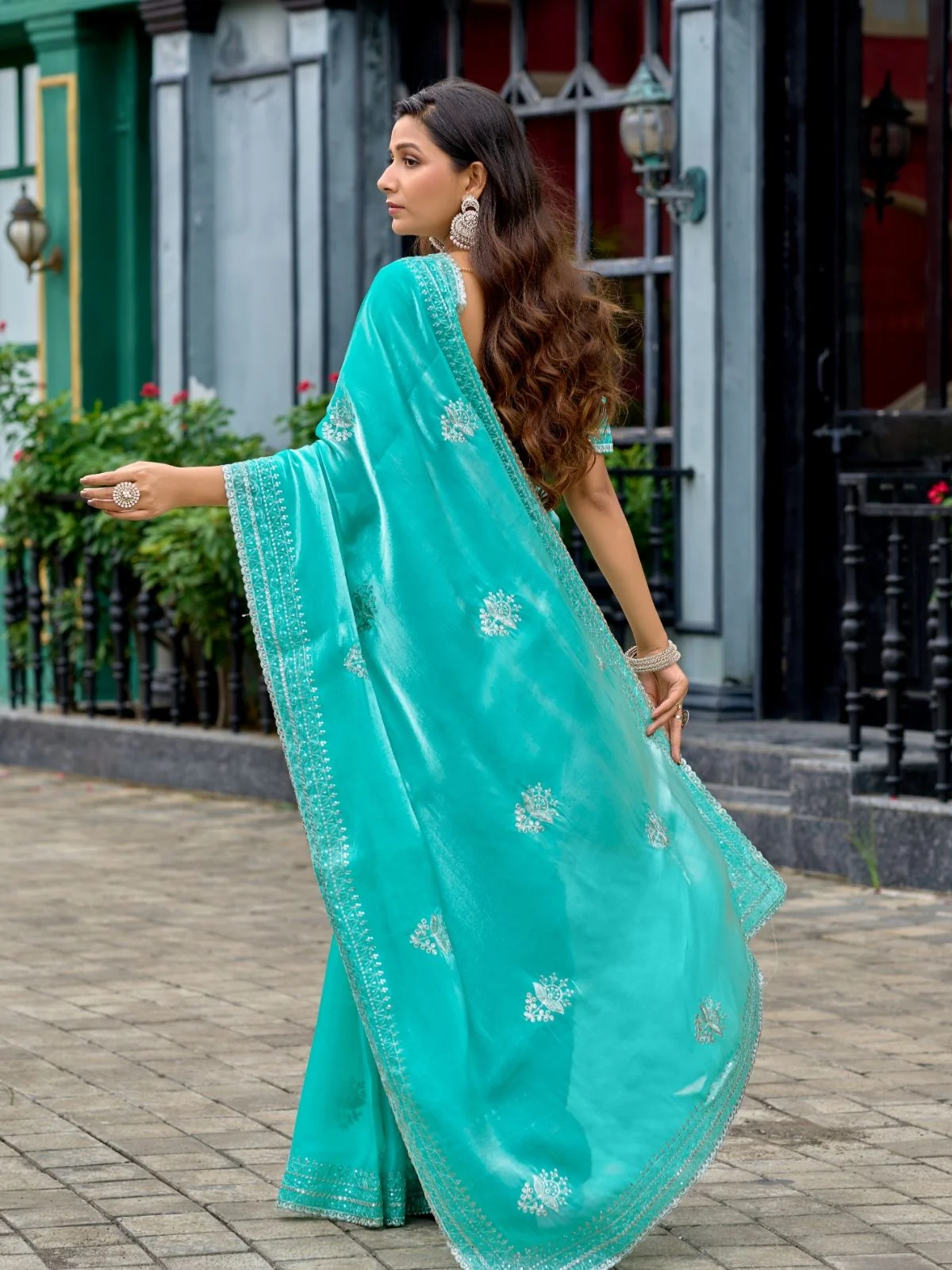 Odette Aqua Blue Chiffon Embroidered Saree For Women - Image 3