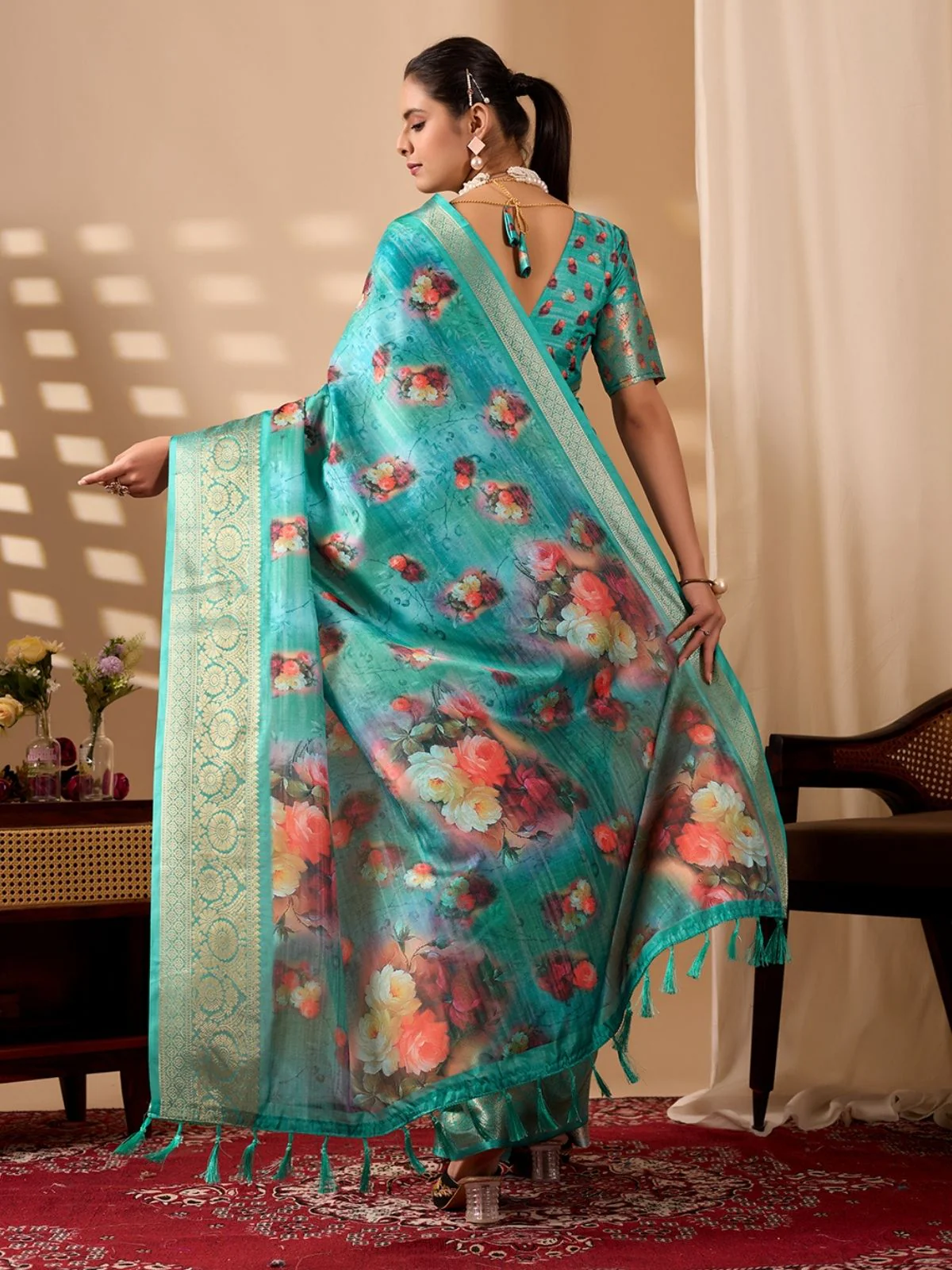 Odette Aqua Blue Silk Blend Printed Saree For Women - Image 3
