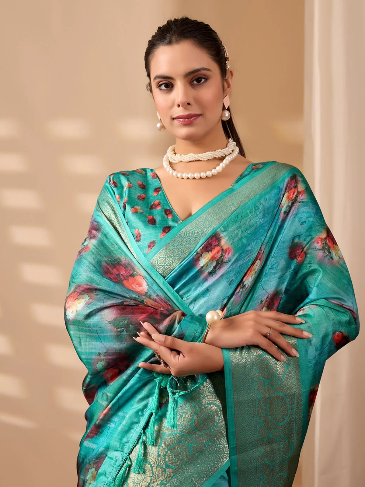 Odette Aqua Blue Silk Blend Printed Saree For Women - Image 4