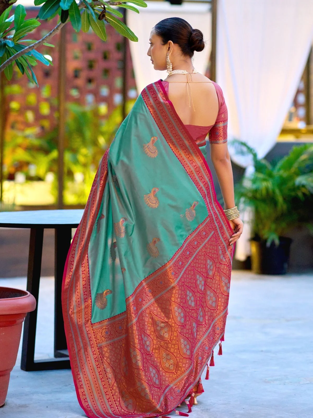 Odette Aqua Blue Silk Zari Woven Saree For Women - Image 4