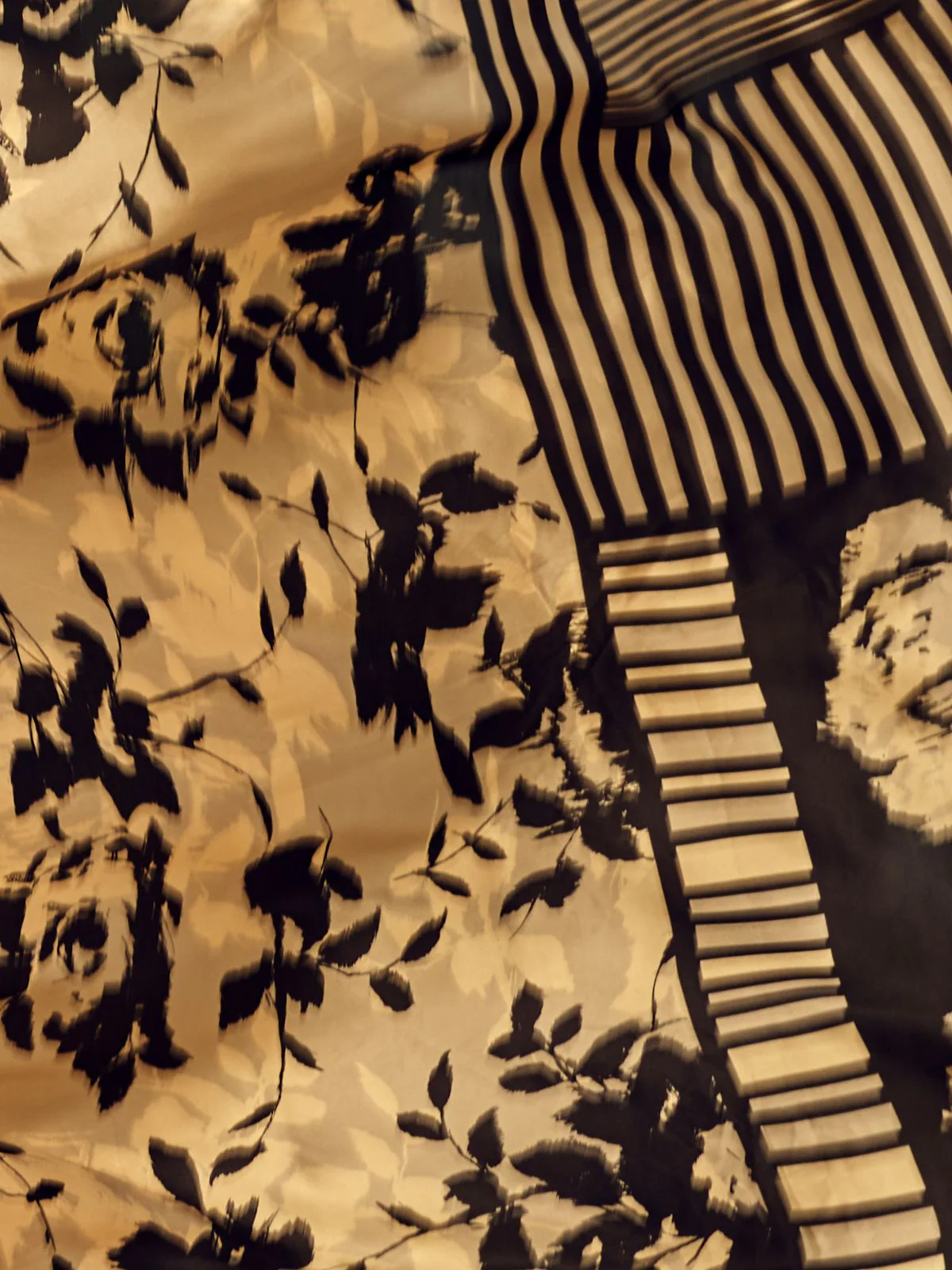 Odette Beige And Black Satin Printed Saree With Unstitched Blouse For Women - Image 4