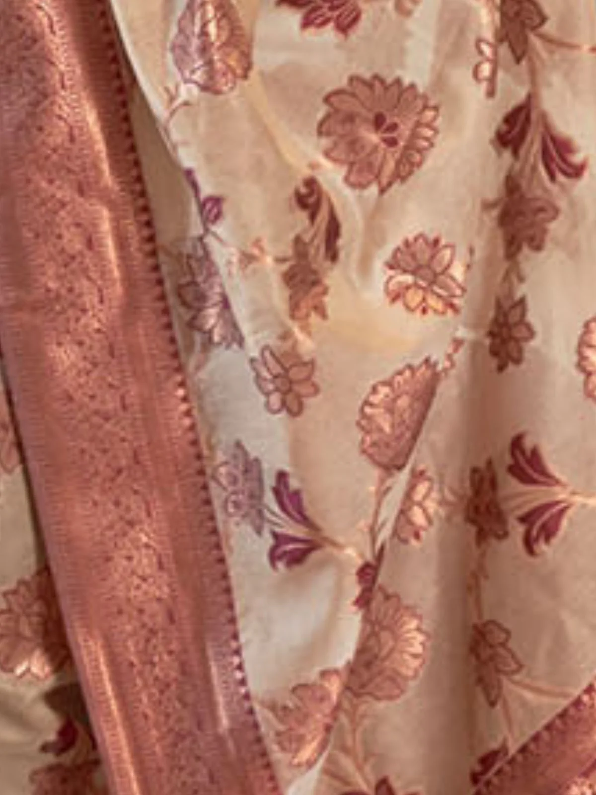 Odette Beige And Pink Woven Design Silk Blend Saree With Unstitched Blouse For Women - Image 3