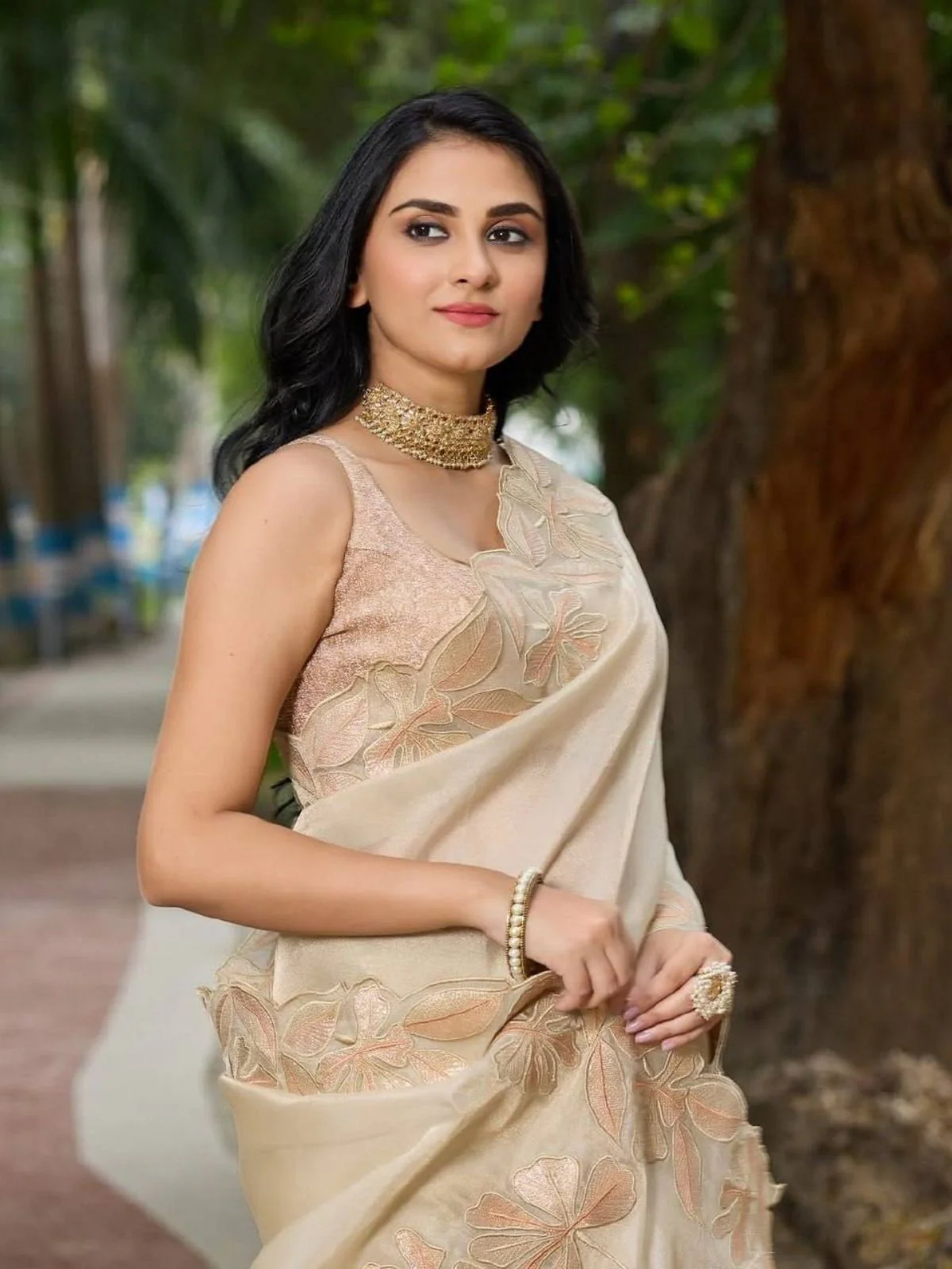 Odette Beige Georgette Embellished Solid Saree For Women - Image 2
