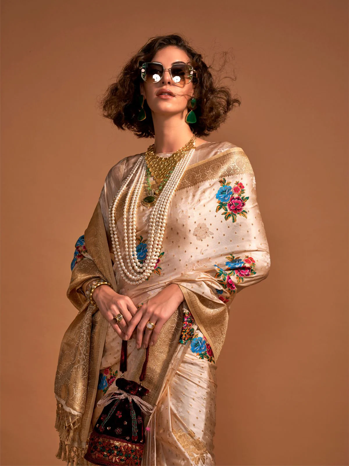 Odette Beige Satin Woven Saree With Unstitched Blouse For Women - Image 2
