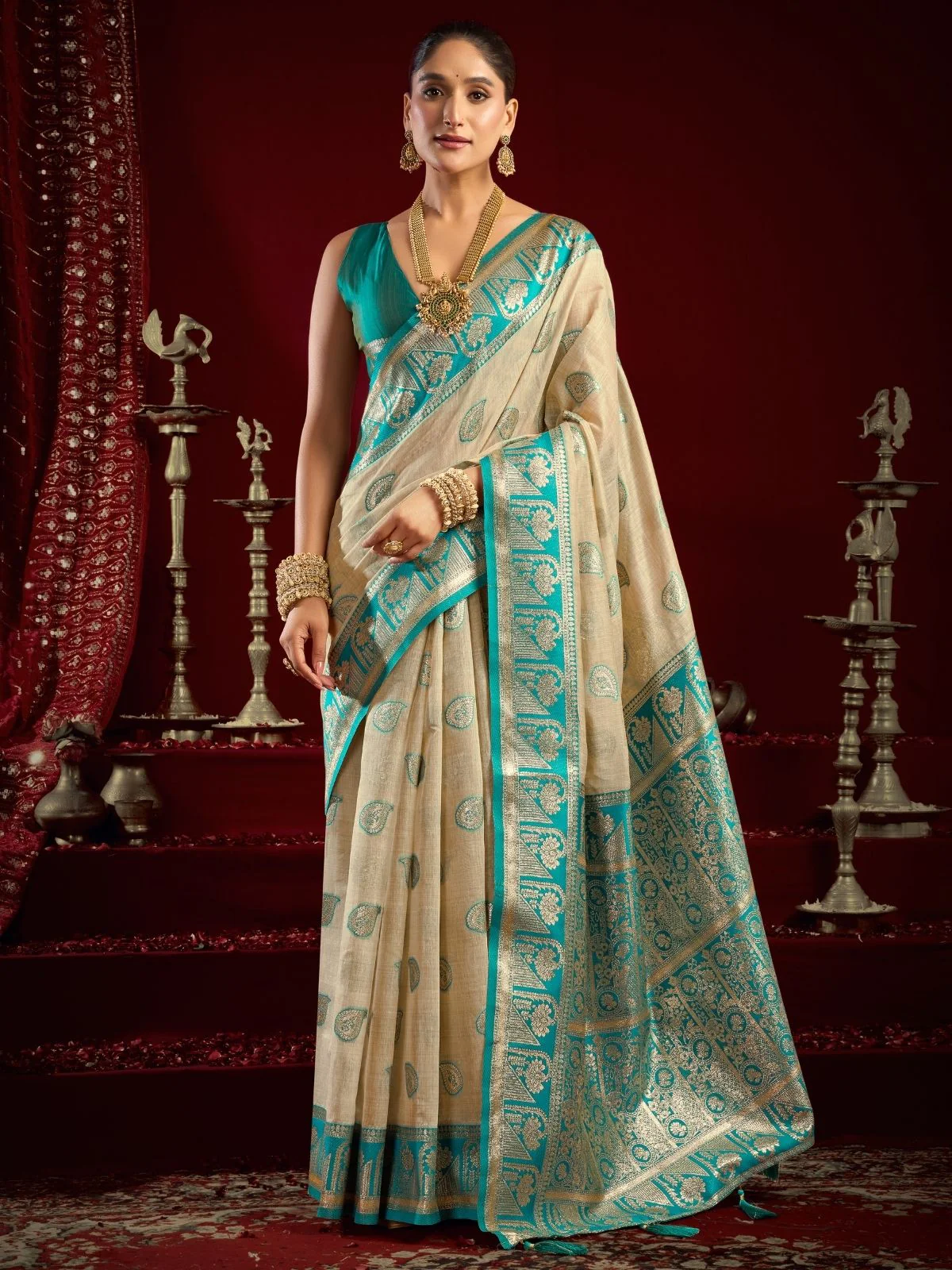 Odette Beige Silk Blend Woven Saree For Women - Image 3