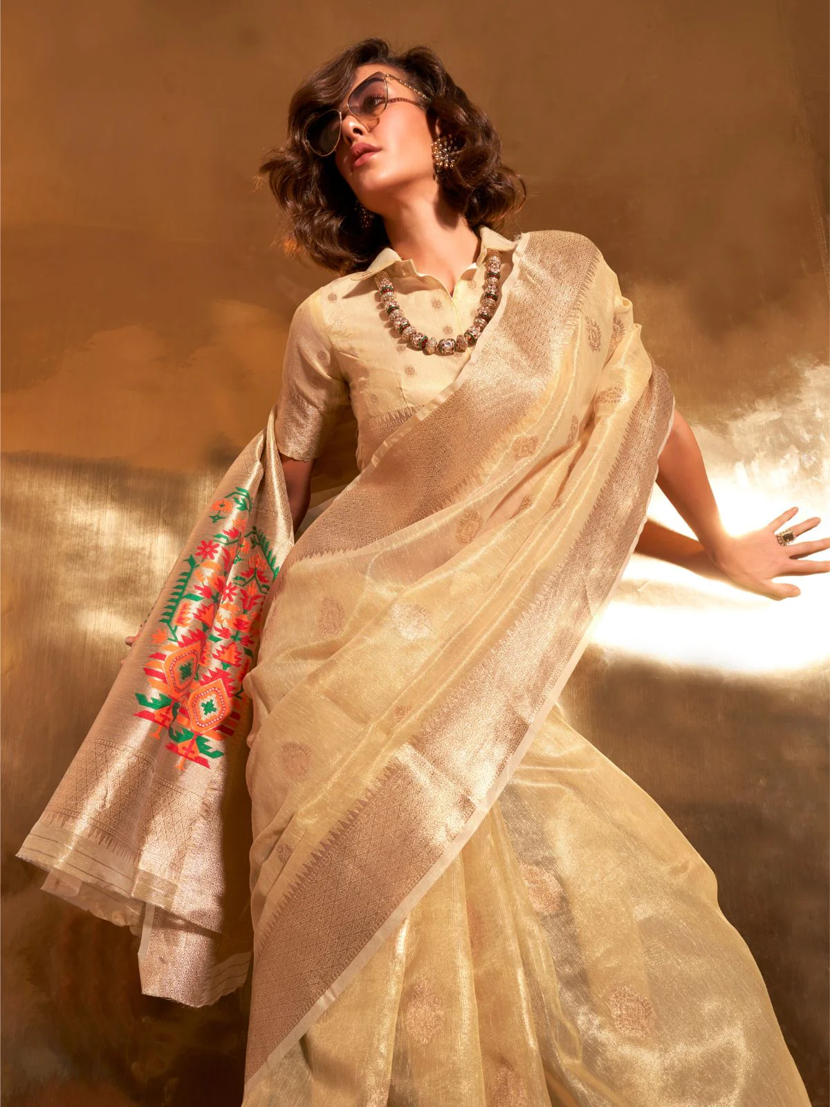 Odette Beige Tissue Woven Saree With Unstitched Blouse For Women - Image 2