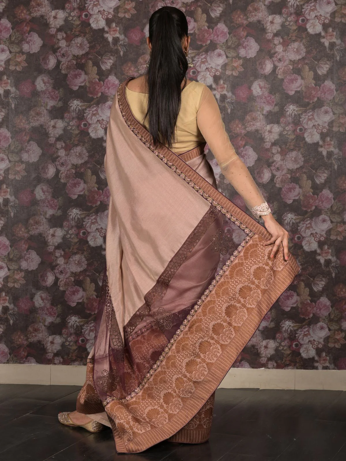 Odette Beige Woven Cotton Silk Blend Saree With Unstitched Blouse For Women - Image 5