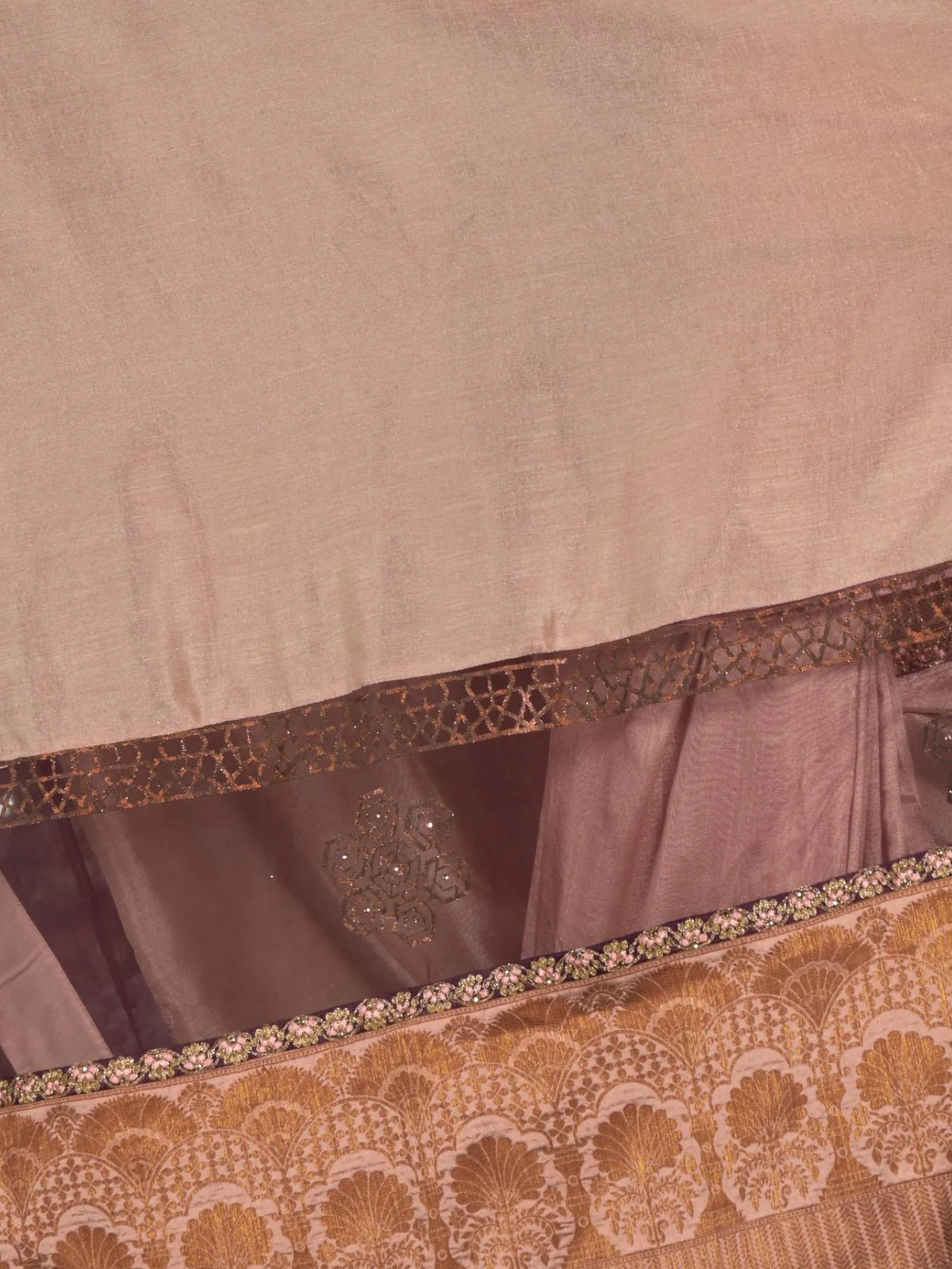 Odette Beige Woven Cotton Silk Blend Saree With Unstitched Blouse For Women - Image 6