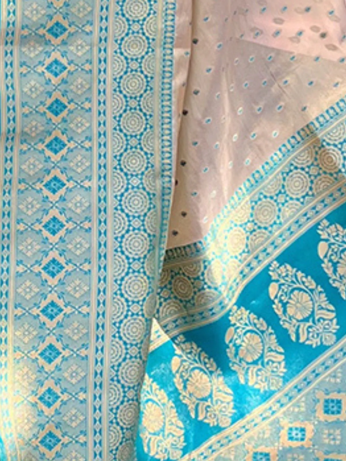 Odette Beige Woven Design Tissue Silk Saree With Unstitched Blouse For Women - Image 4