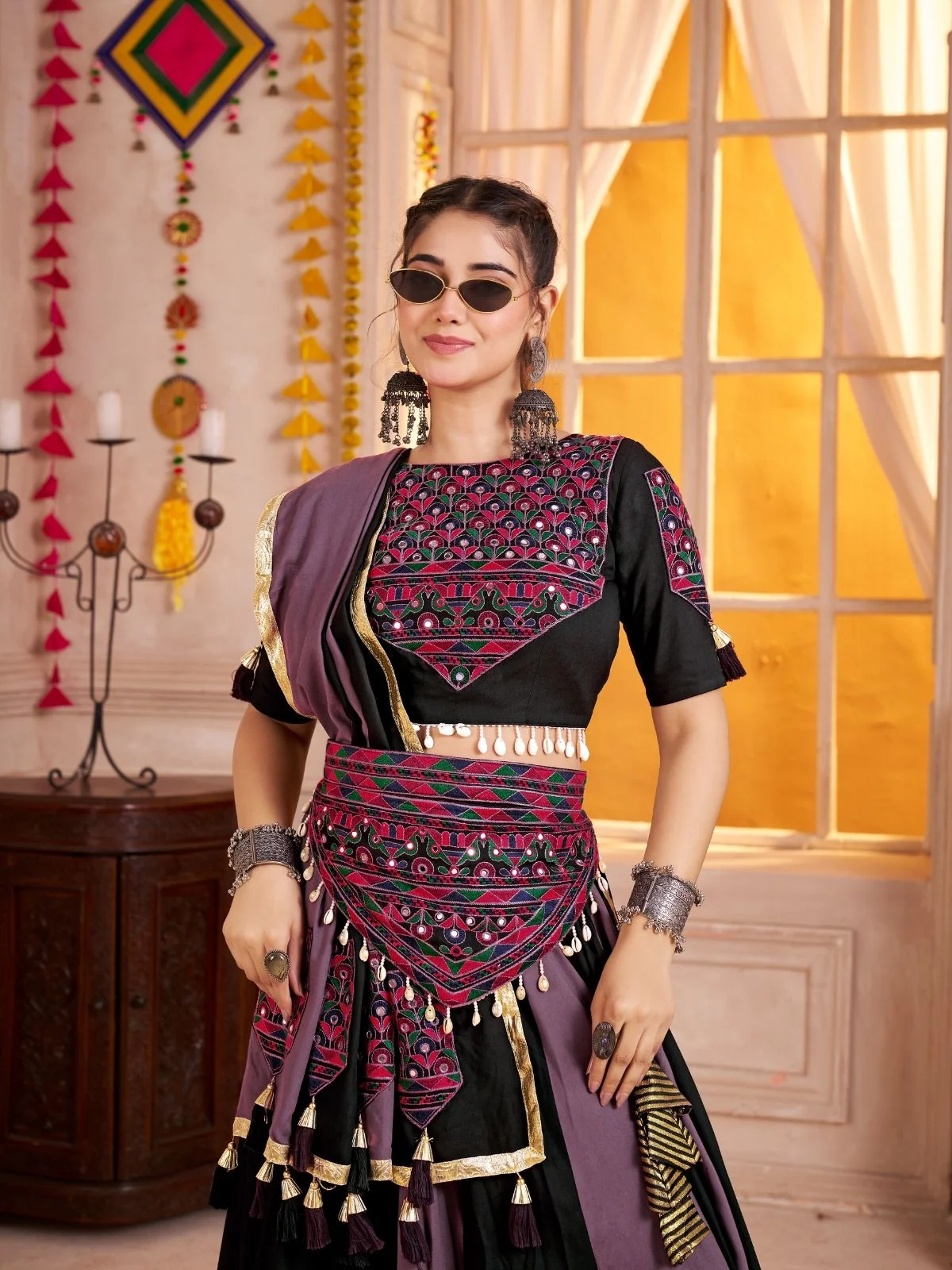Odette Black And Mauve Cotton Blend Solid With Golden Border Semi-Stitched Lehenga For Women - Image 4