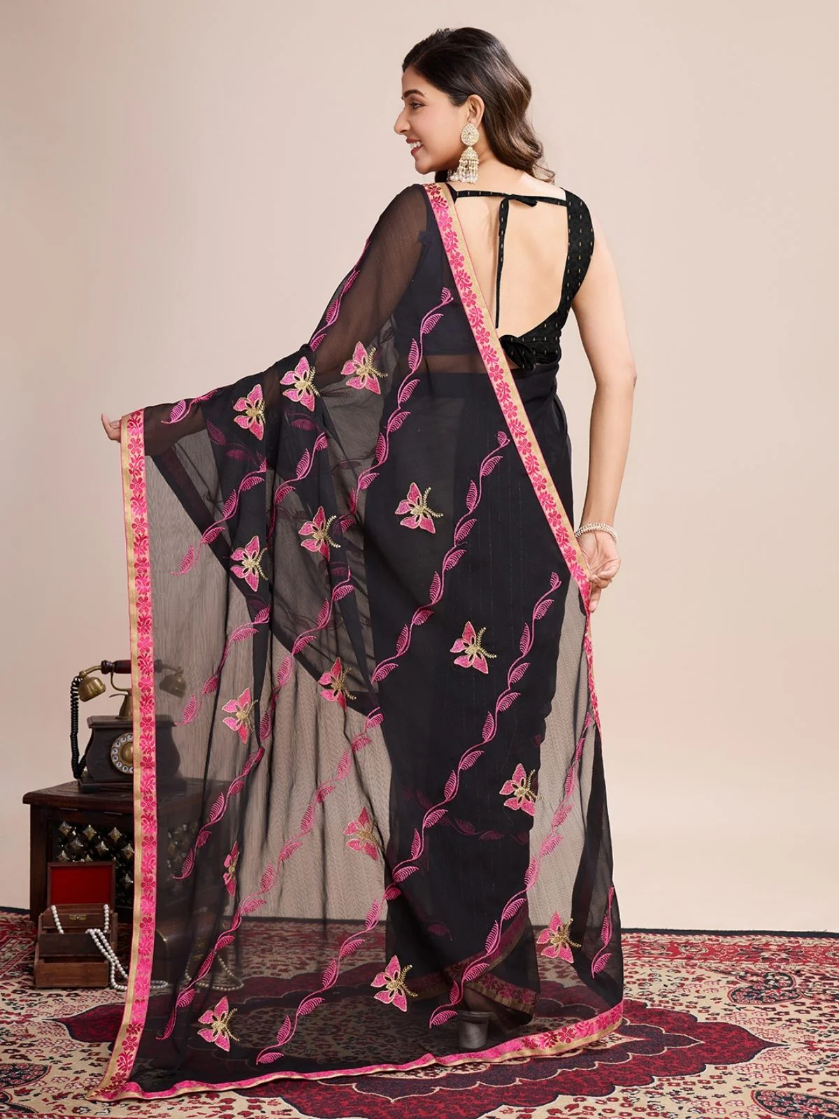 Odette Black And Pink Georgette Embroidered Saree With Unstitched Blouse For Women - Image 3