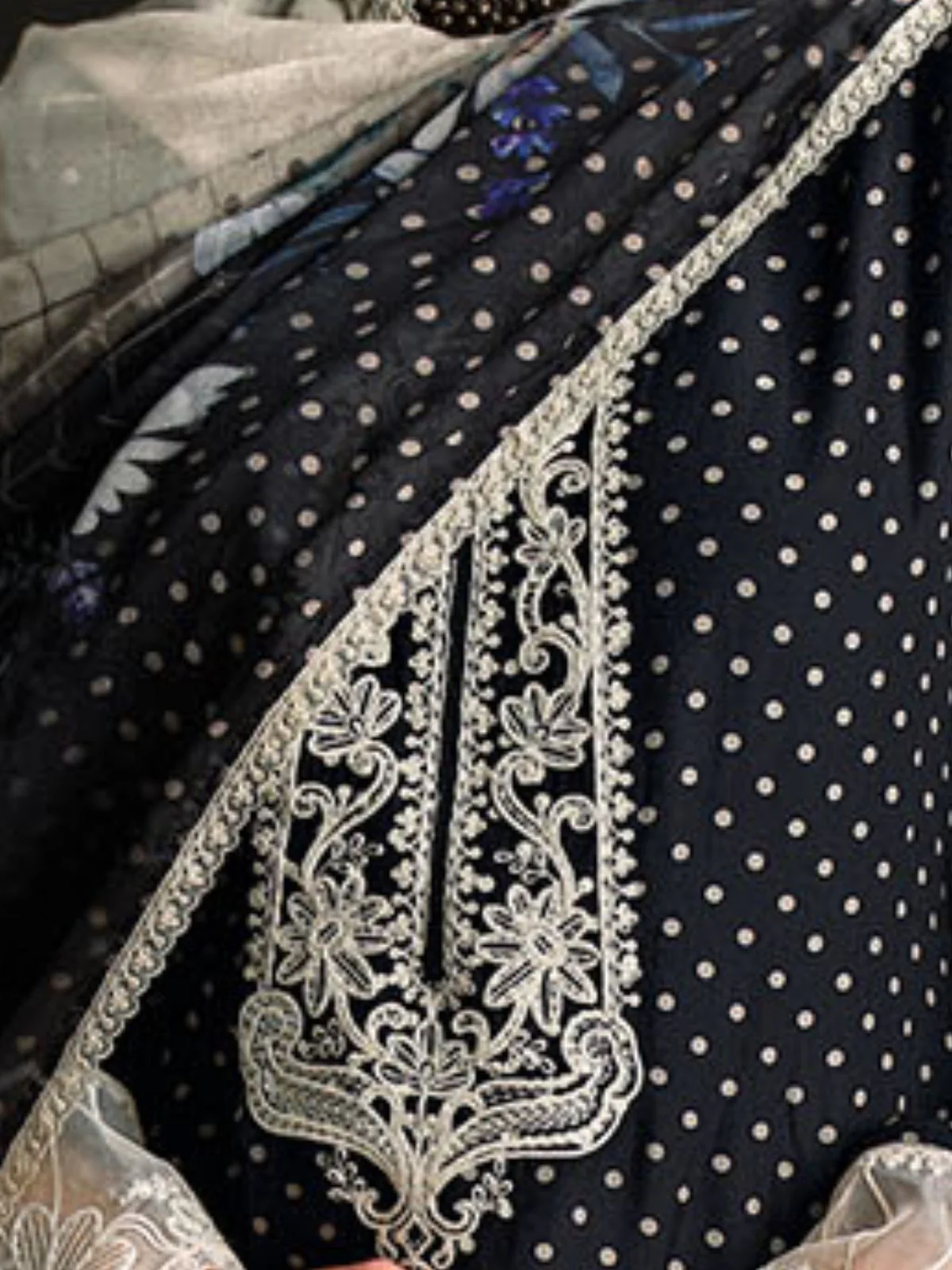 Odette Black Cotton Blend Embroidered Semi-Stitched Kurta Set For Women - Image 6