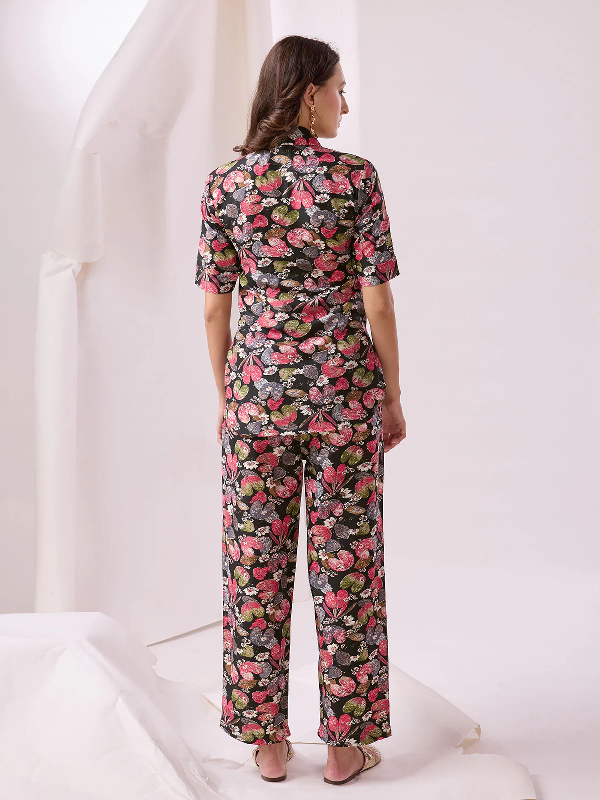 Odette Black Cotton Printed Co-ord set For Women - Image 4