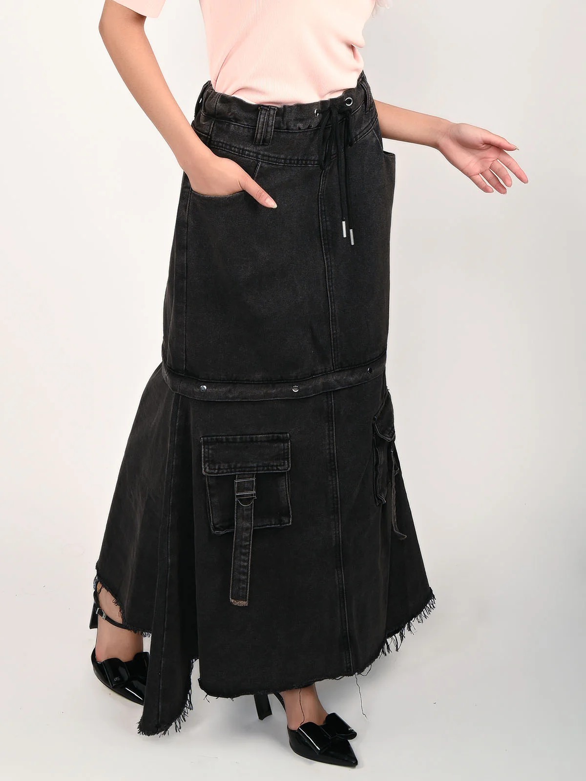 Odette Black Denim Solid Skirt For Women - Image 3