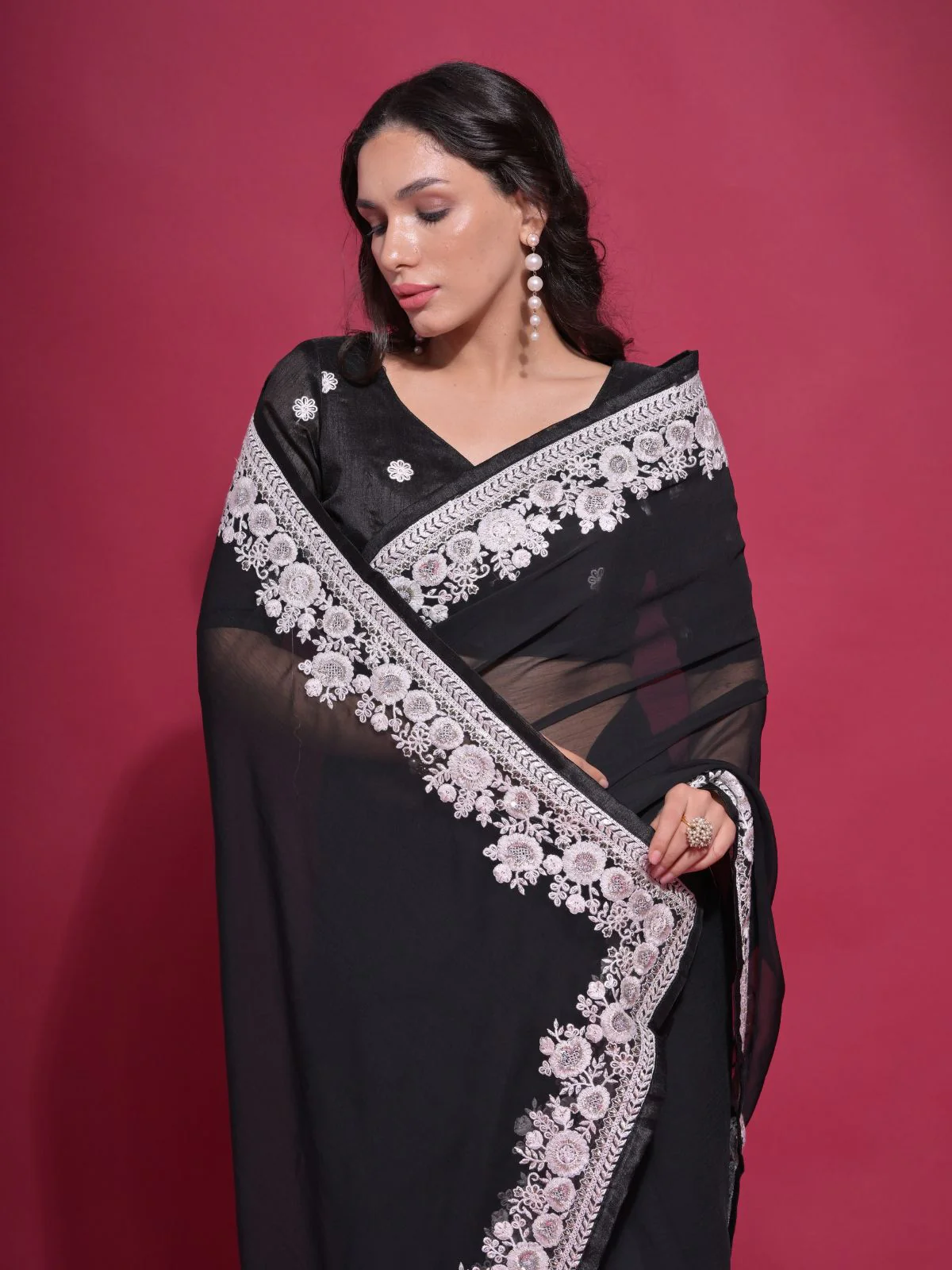 Odette Black Embroidered Georgette Saree With Unstitched Blouse For Women - Image 4