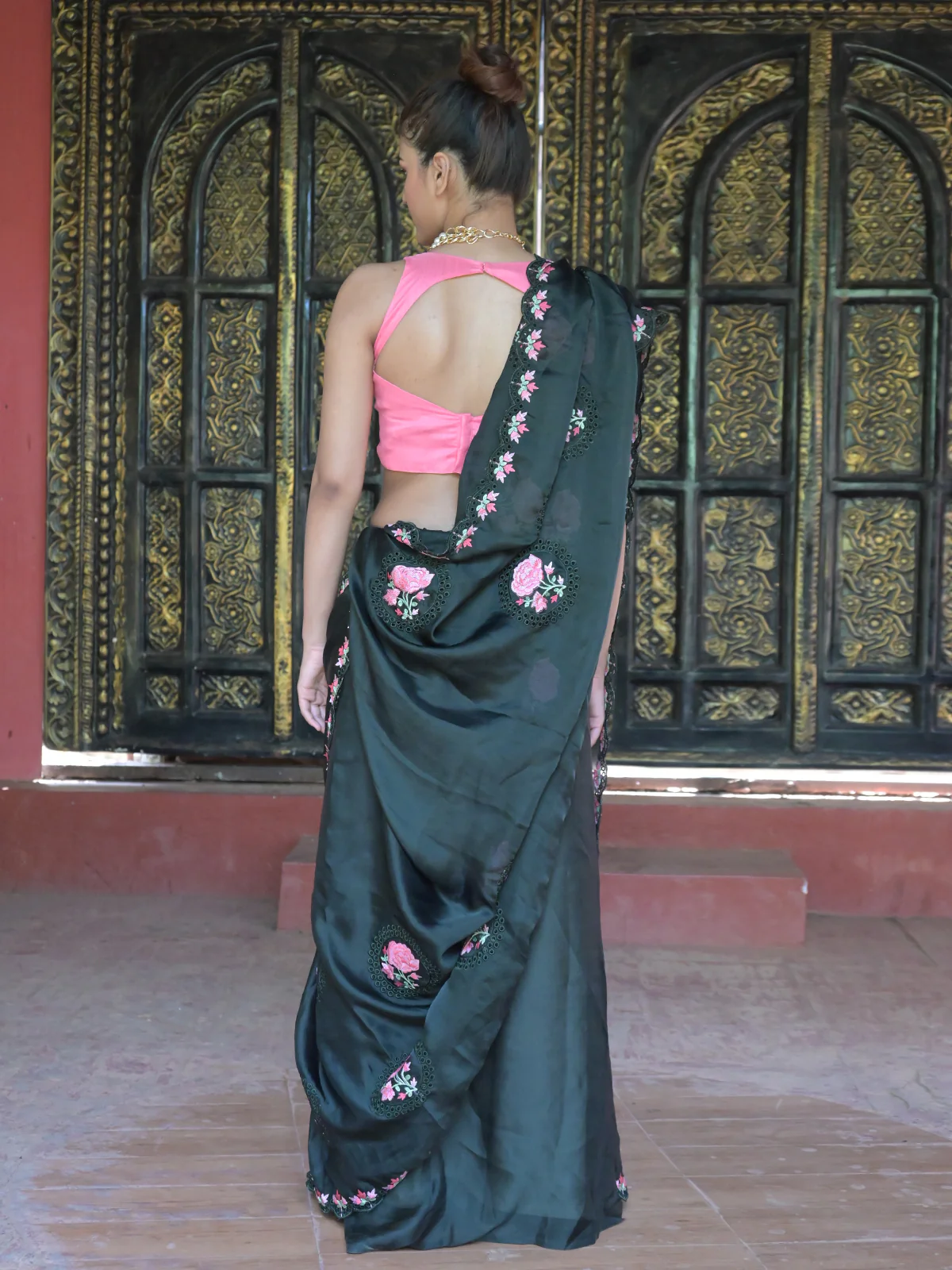 Odette Black Floral Embroidered Georgette Saree with Unstitched Blouse for Women - Image 3