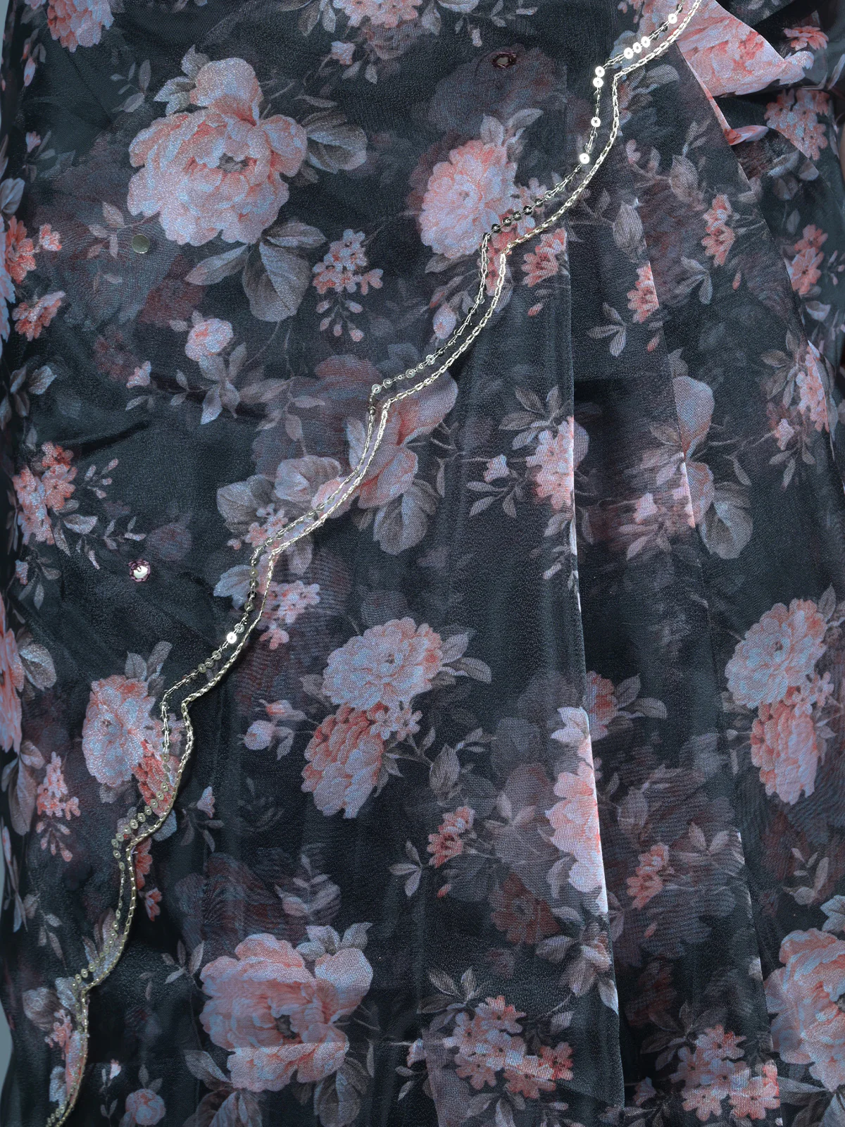 Odette Black Floral Printed Embroidered Organza Saree with Unstitched Blouse for Women - Image 6