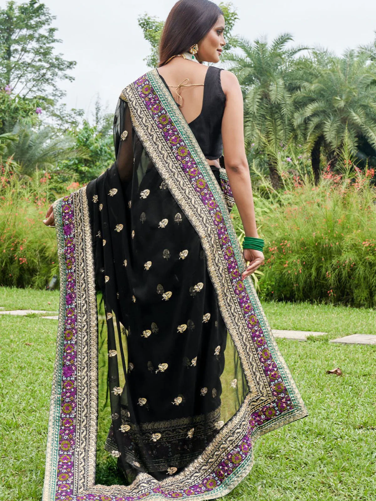Odette Black Georgette Embroidered Saree with Unstitched Blouse for Women - Image 4