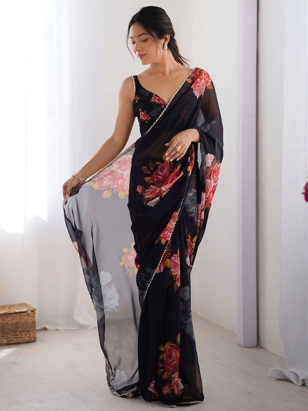 Odette Black Georgette Printed Saree For Women - Image 3