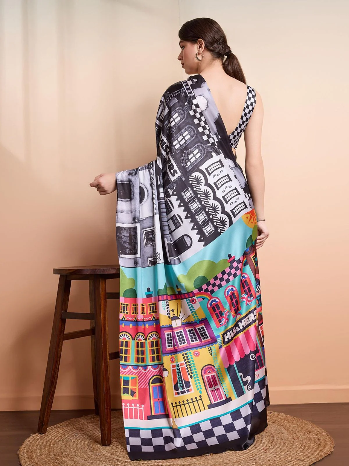 Odette Black Georgette Printed Saree For Women - Image 4