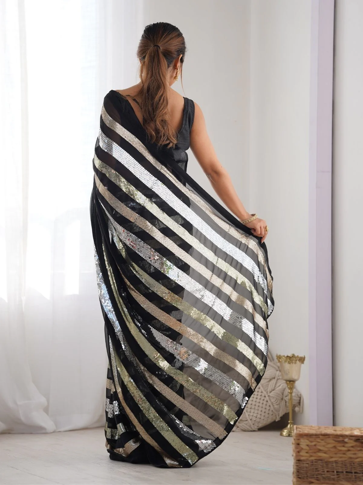 Odette Black Georgette Sequins Saree With Unstitched Blouse For Women - Image 5