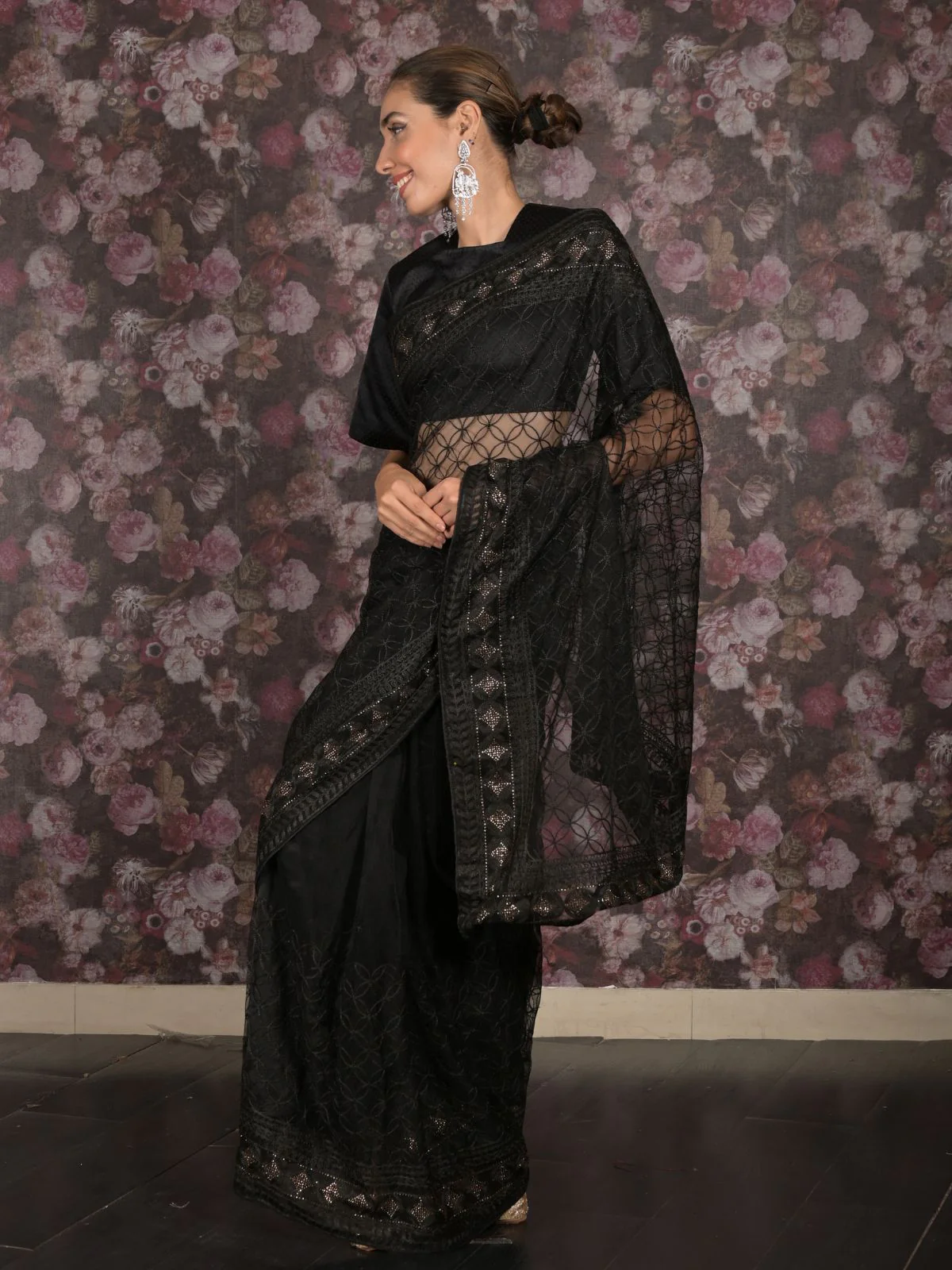 Odette Black Net Embroidered Saree with Unstitched Blouse for Women - Image 3