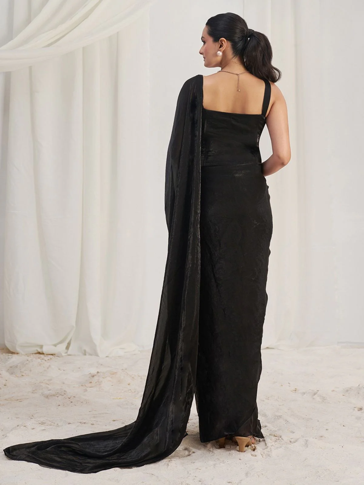 Odette Black Organza Solid Ready To Wear Saree With Stitched Blouse For Women - Image 5
