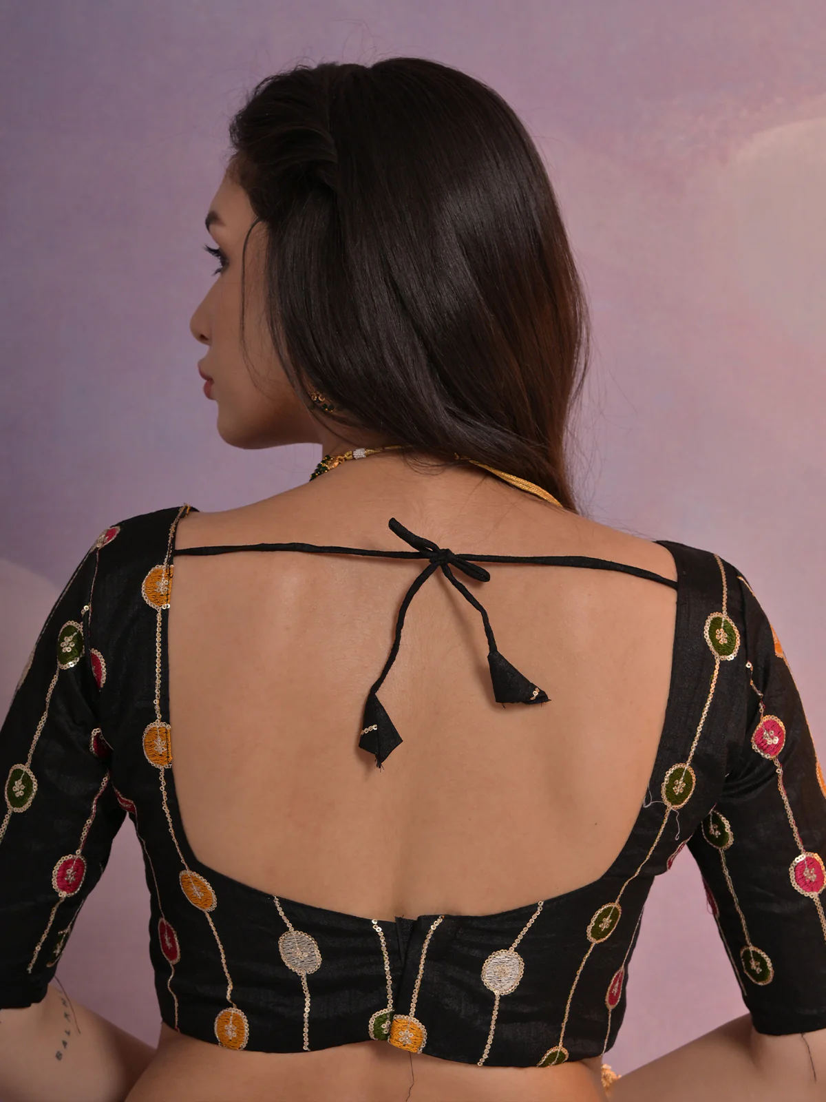 Odette Black Printed Georgette Saree With Unstitched Blouse For Women - Image 7