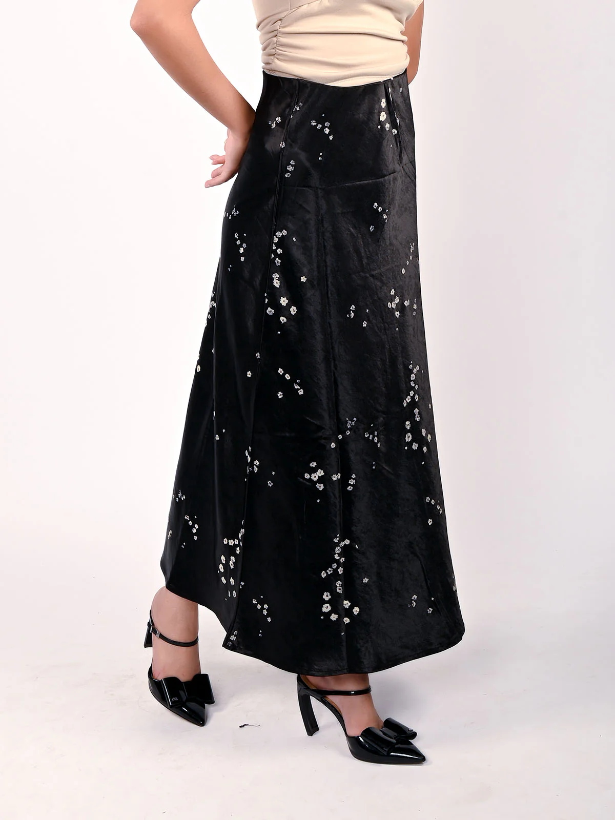 Odette Black Satin Printed Skirt For Women - Image 4