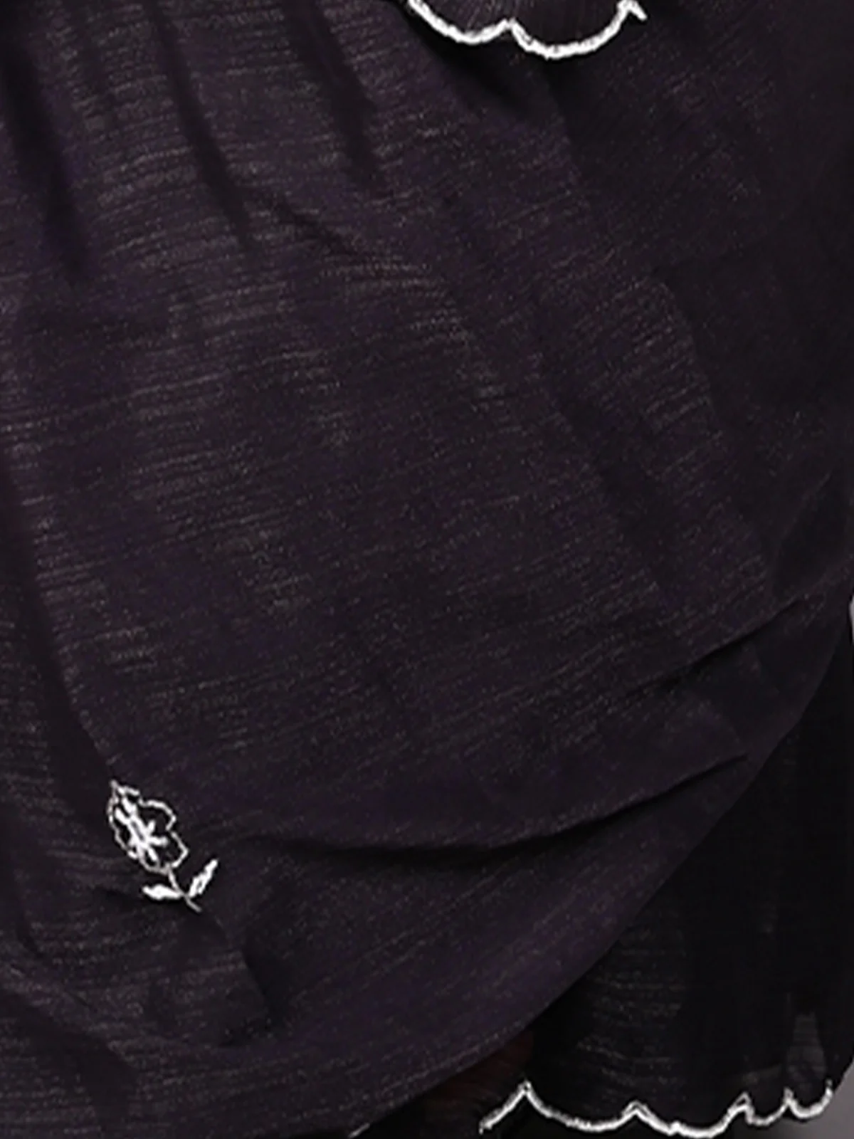 Odette Black Silk Blend Embroidered Saree For Women - Image 5