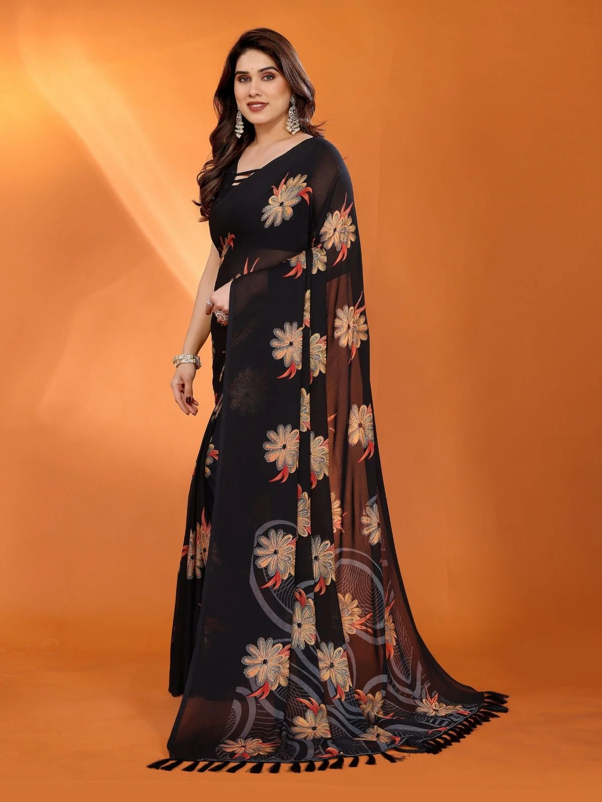 Odette Black Silk Blend Floral Print Saree For Women - Image 2