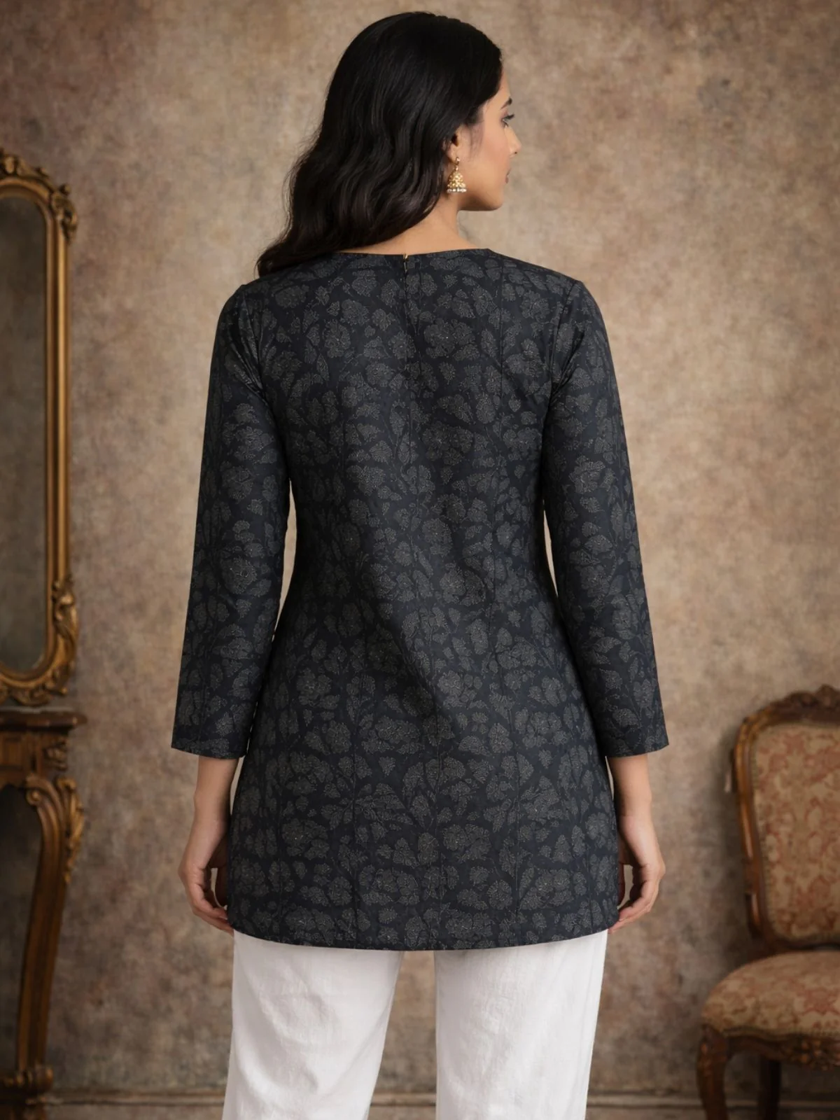 Odette Black Silk Blend Printed Solid Kurti For Women - Image 3
