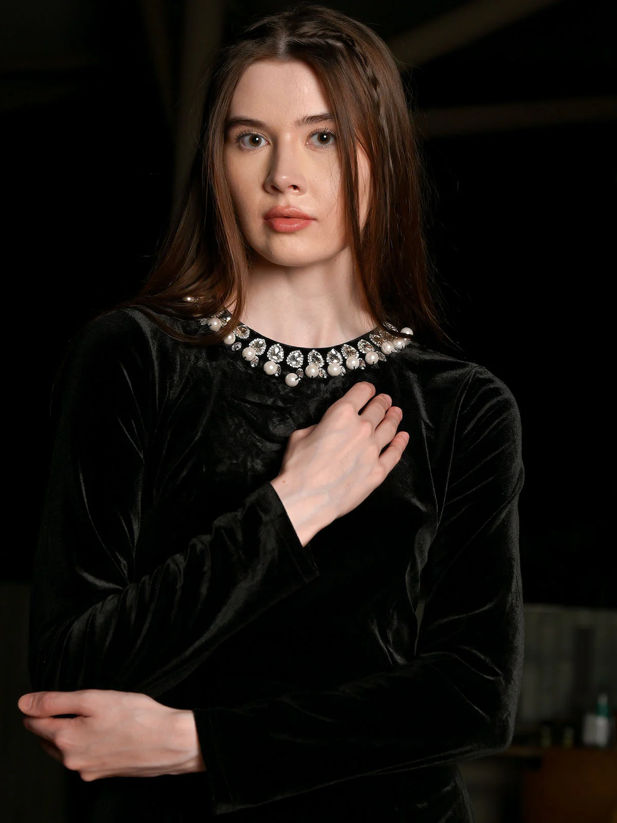 Odette Black Velvet Solid Dress For Women - Image 4
