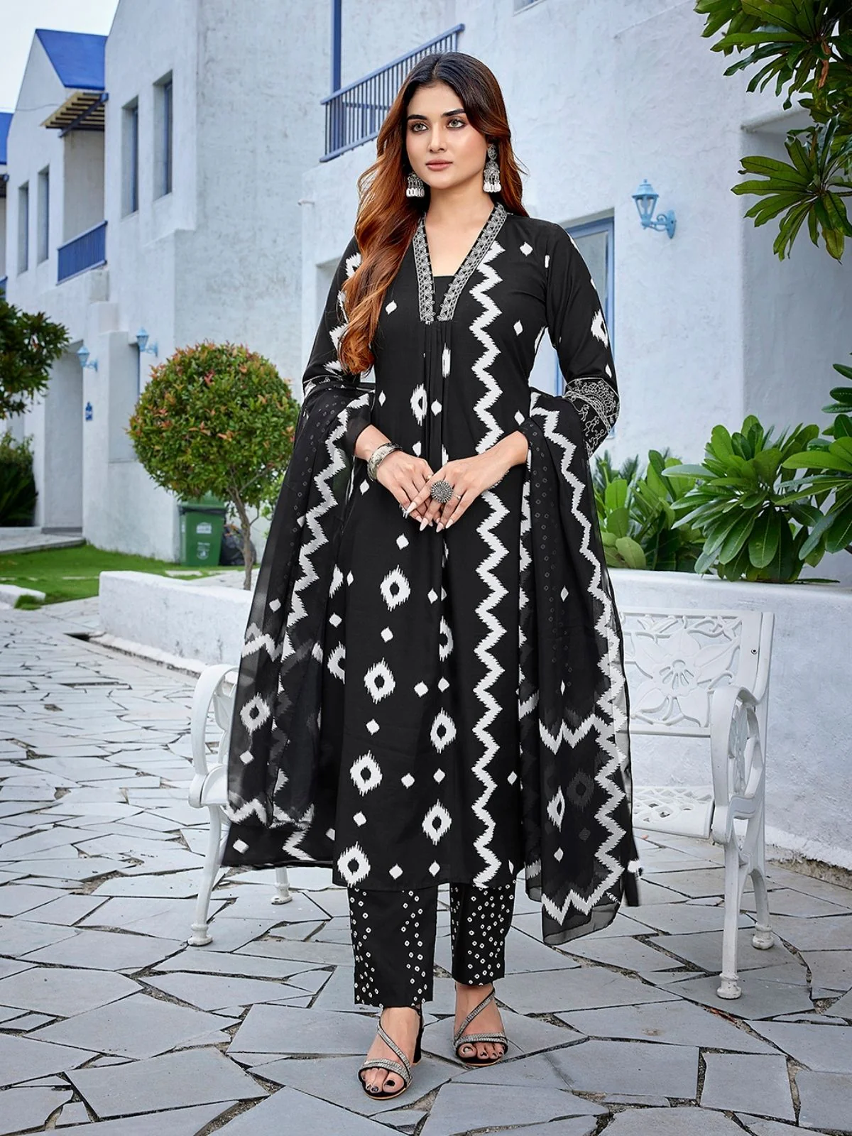 Odette Black Viscose Embroidered Stiched Kurta Set For Women - Image 7