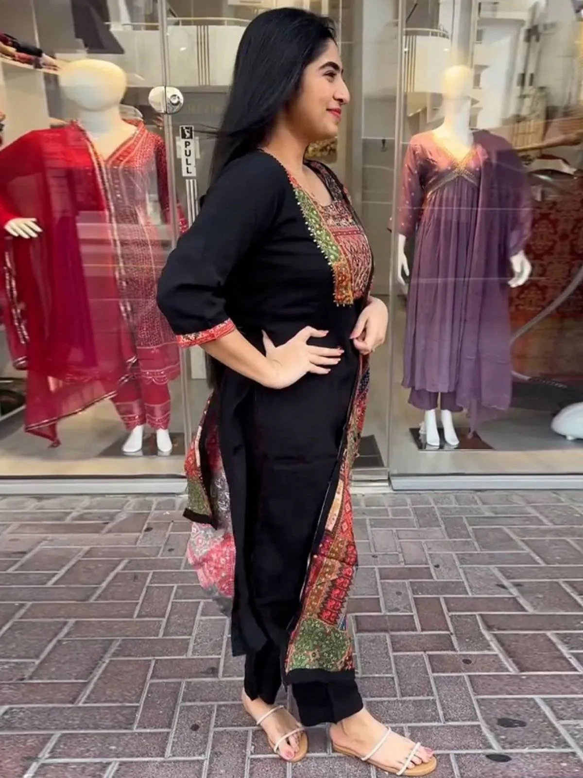 Odette Black Viscose Printed Stiched Kurta Set For Women - Image 2
