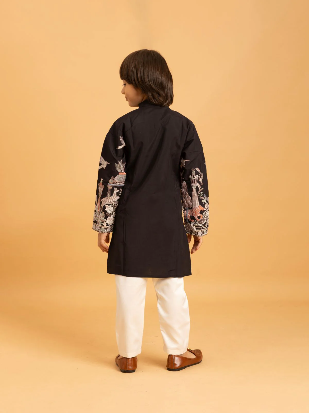 Odette Black Viscose Silk Embroidered Kurta Set For Kids - Image 3