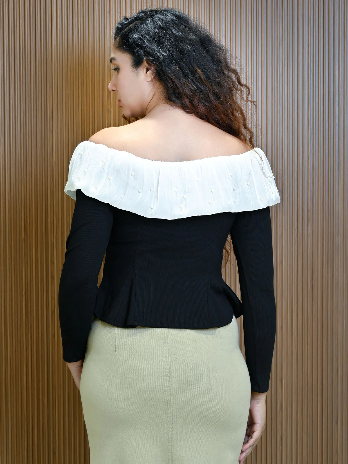 Odette Black & White Cotton Rib Solid Top For Women - Image 3