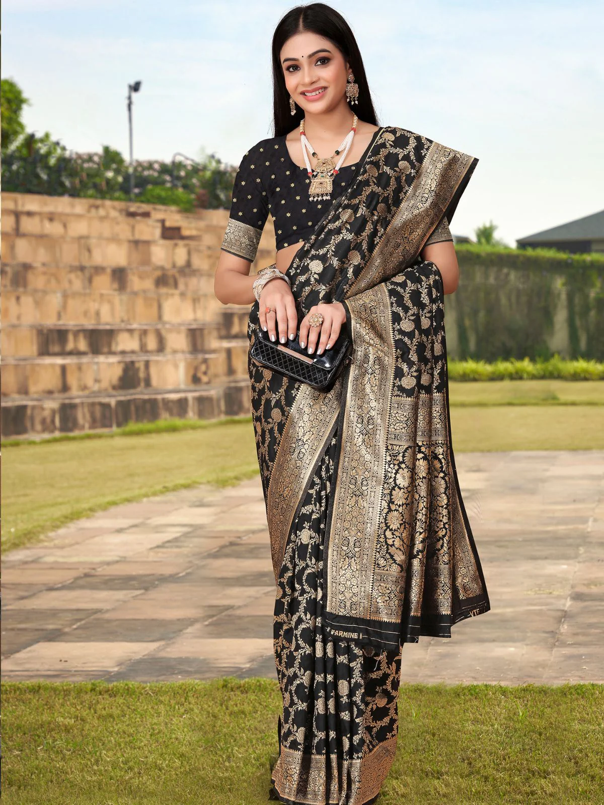 Odette Black Woven Banarasi Silk Saree With Unstitched Blouse For Women - Image 2