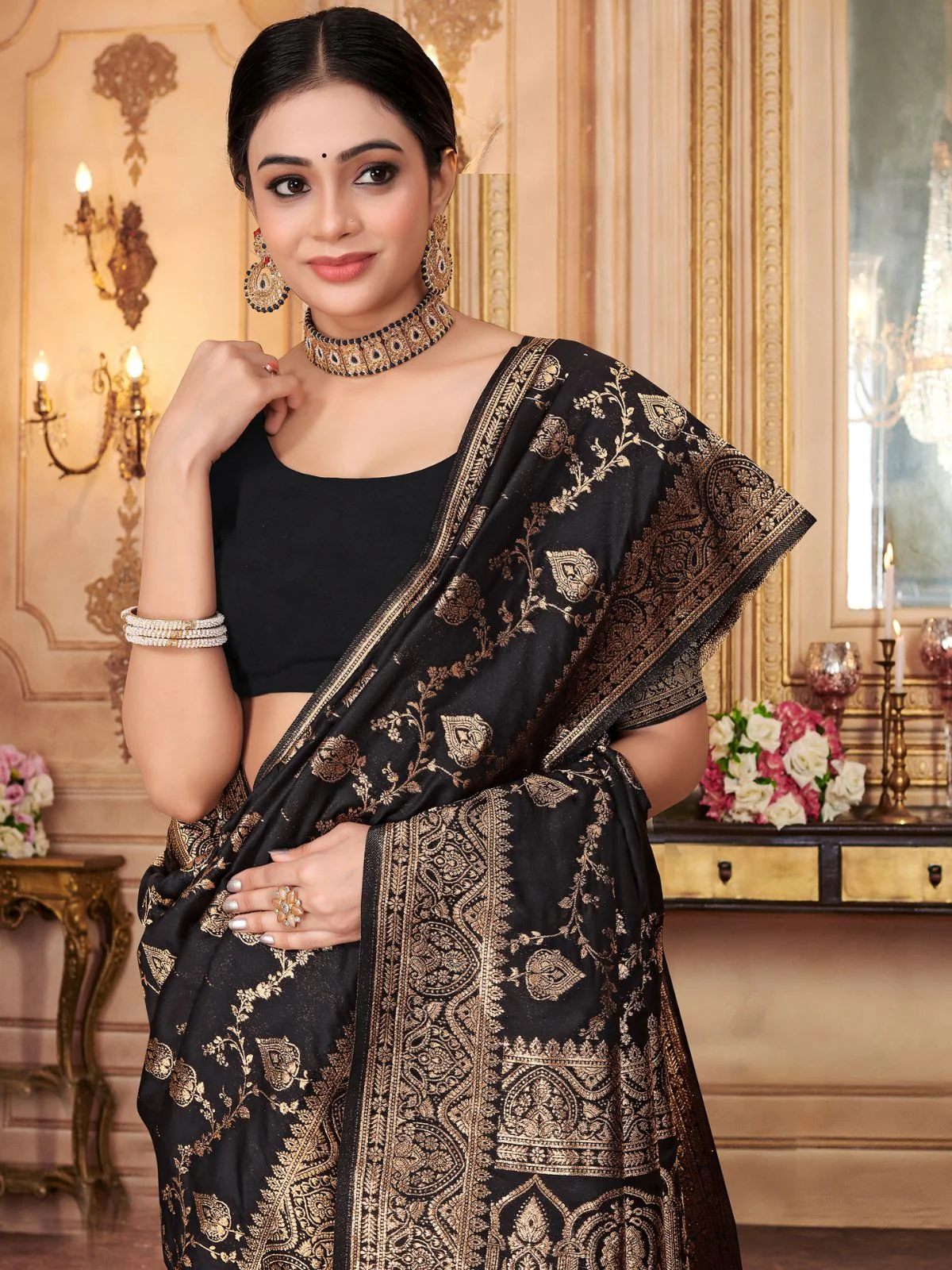 Odette Black Woven Banarasi Silk Saree With Unstitched Blouse For Women - Image 4
