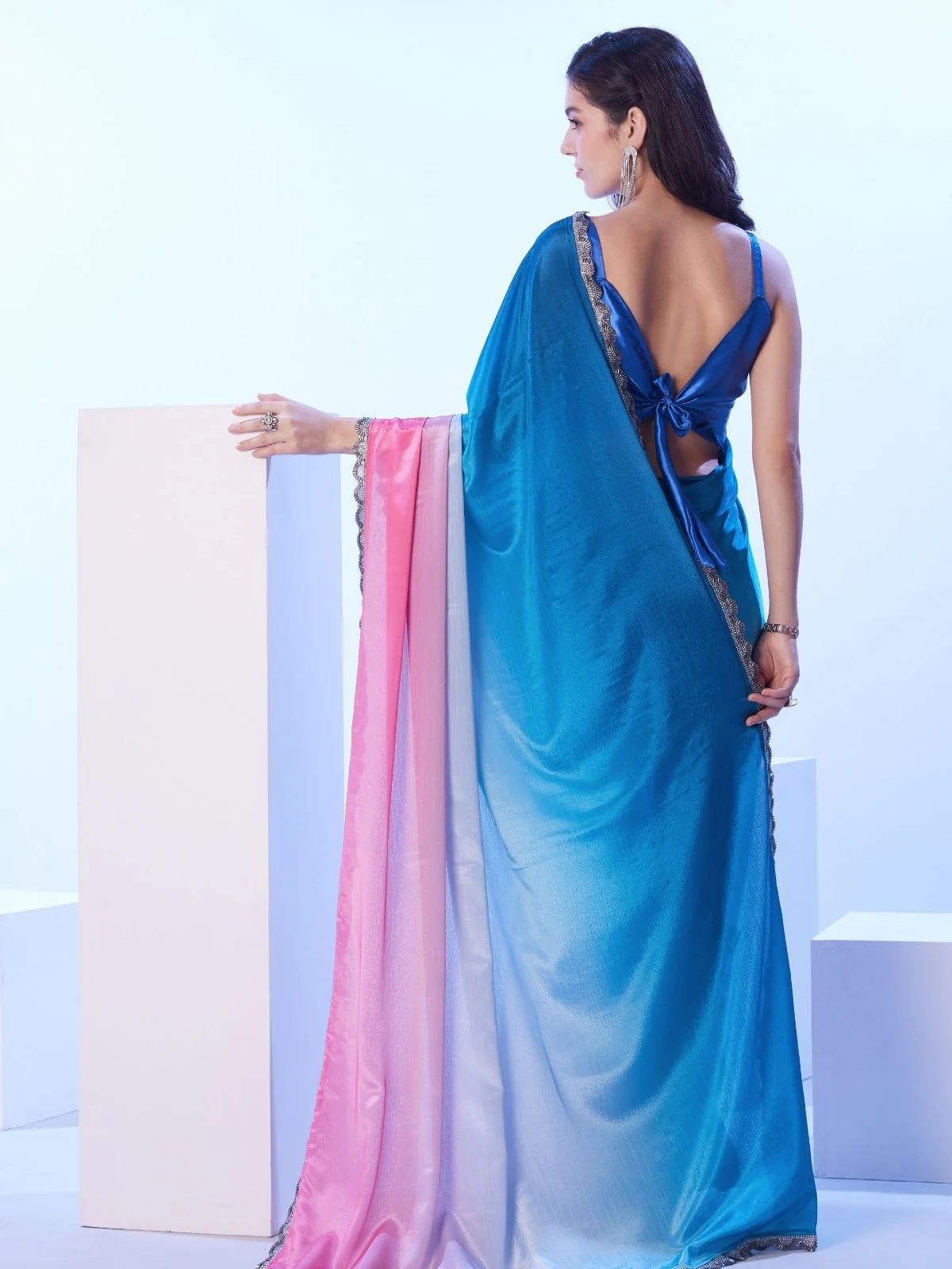 Odette Blue And Pink Chinon Lace Work Saree With Unstitched Blouse For Women - Image 5