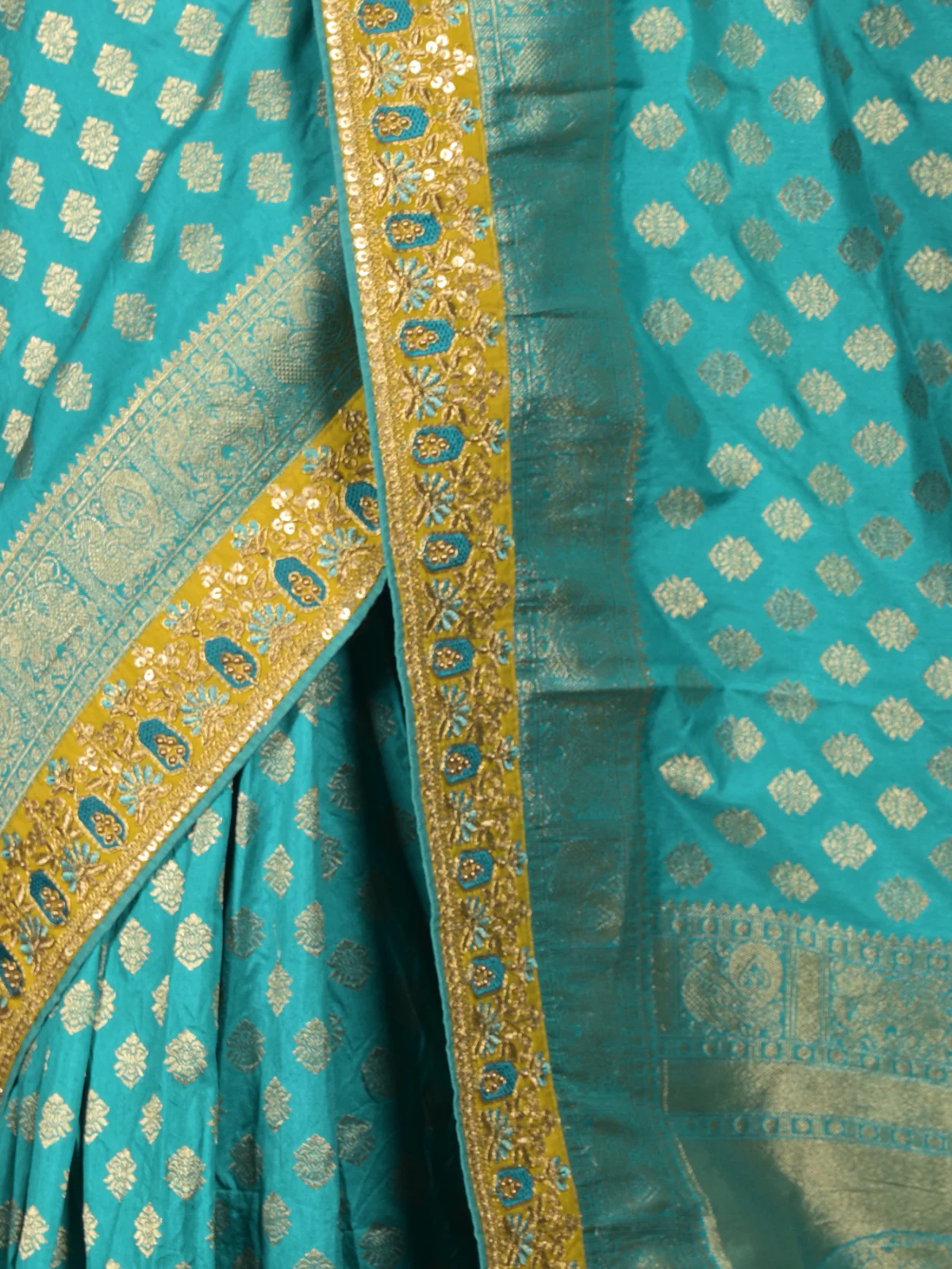 Odette Blue Beads Embroidered Silk Blend Saree with Unstitched Blouse for Women - Image 5