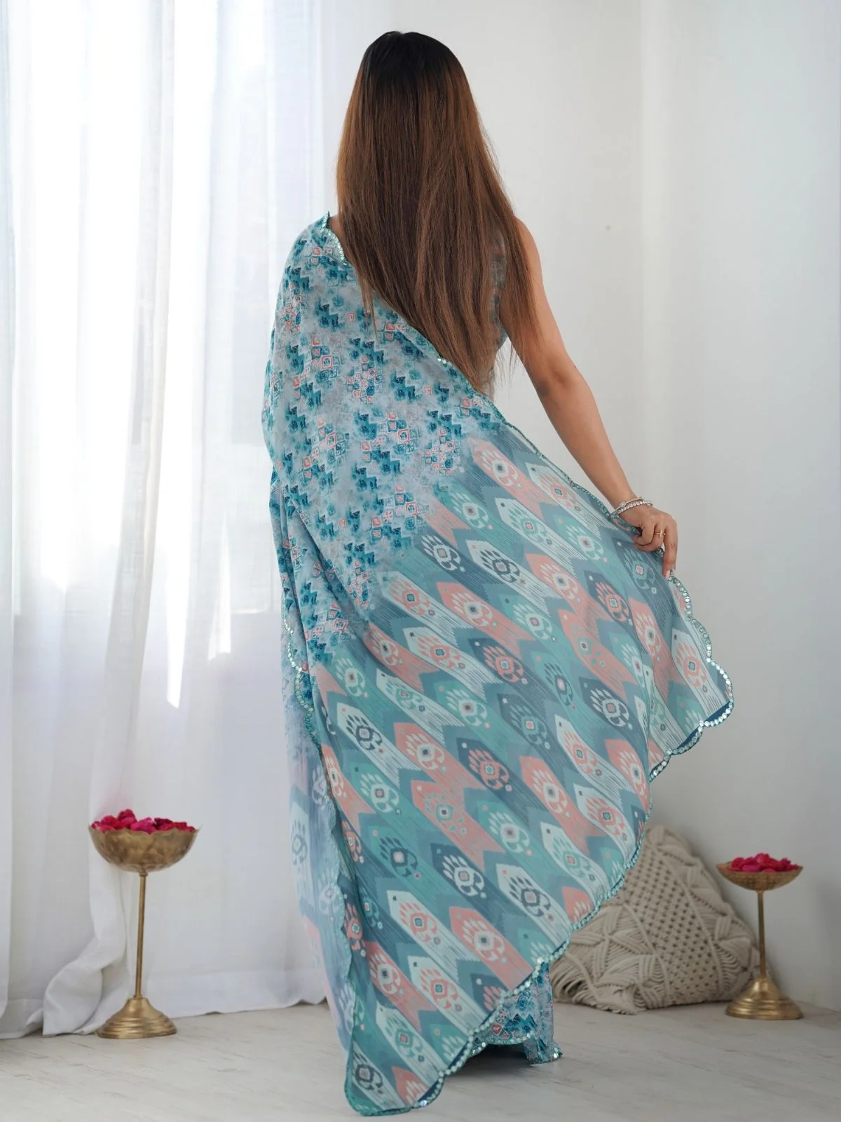 Odette Blue Chinon Printed Saree With Unstitched Blouse For Women - Image 5